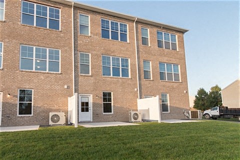 Gallery Photo 24
