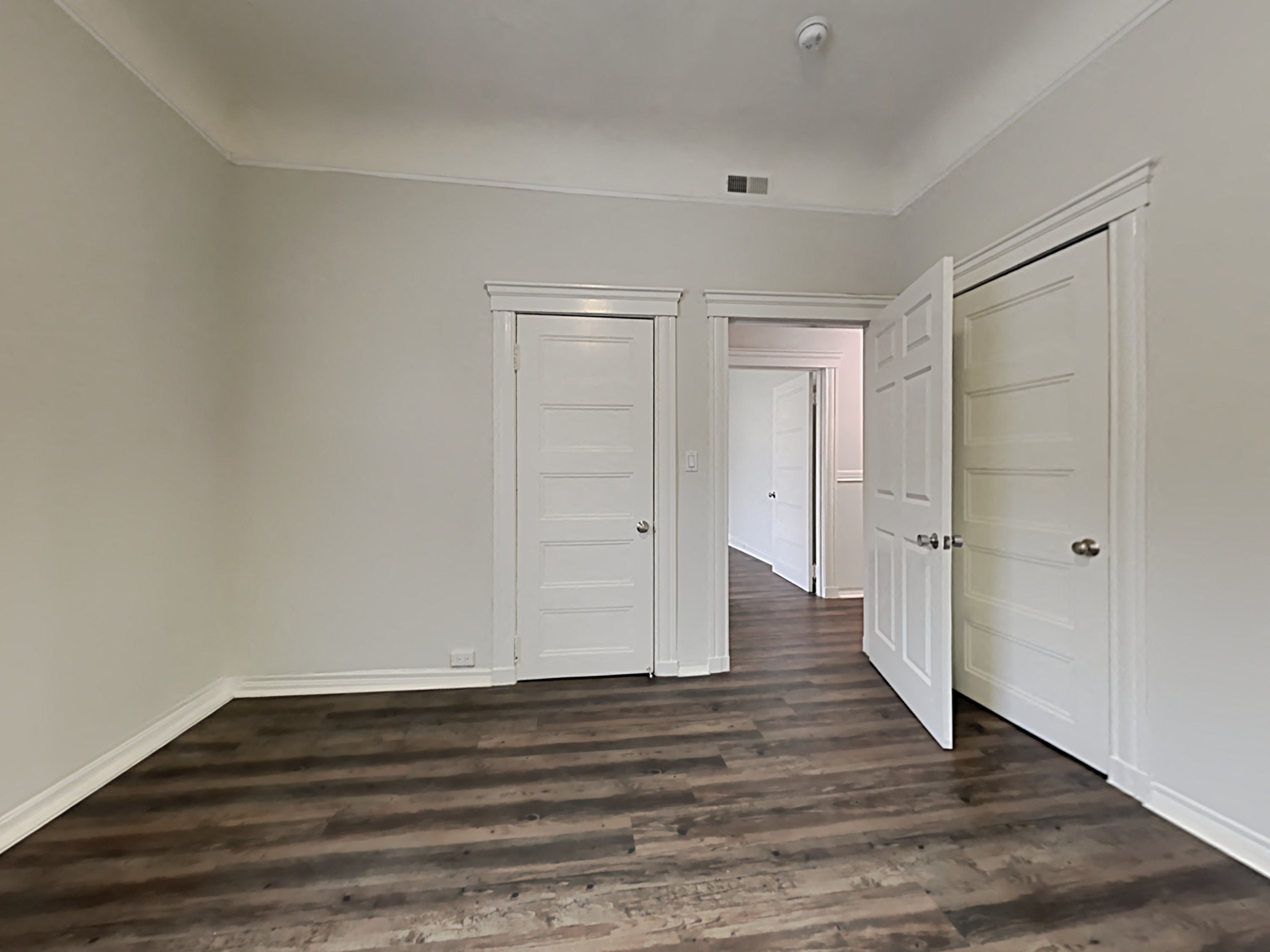 Gallery Photo 10