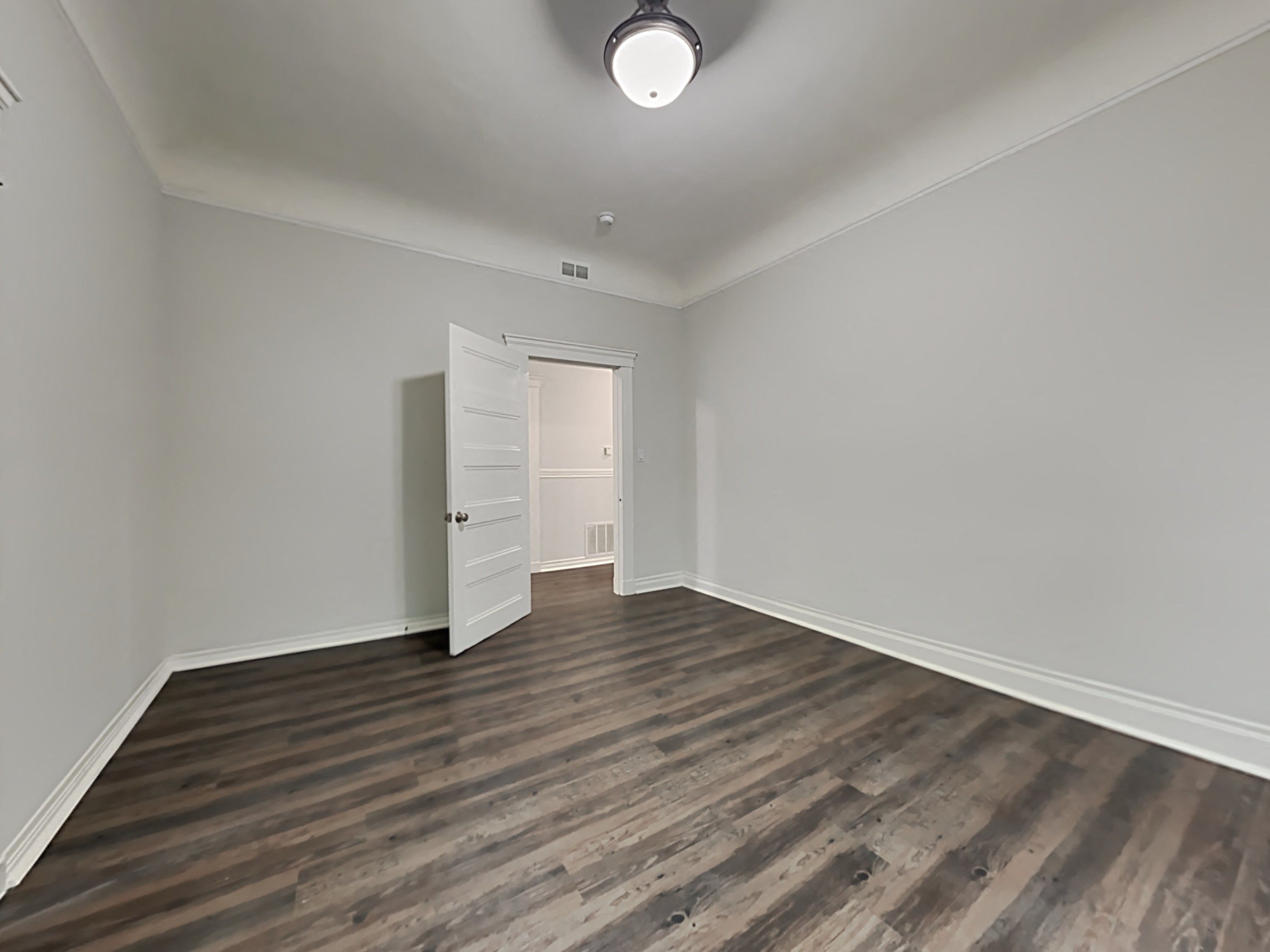 Gallery Photo 8
