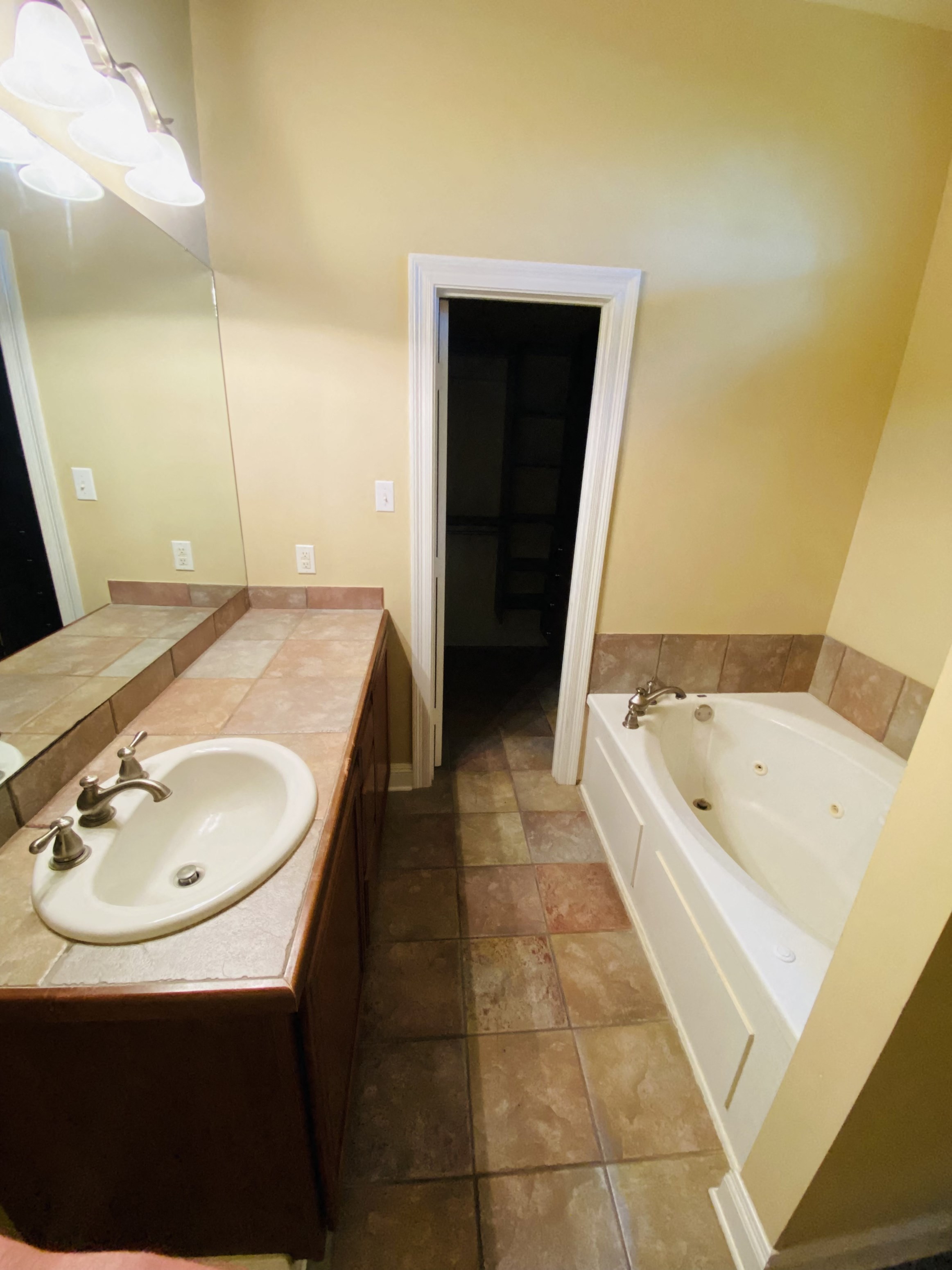 Gallery Photo 9