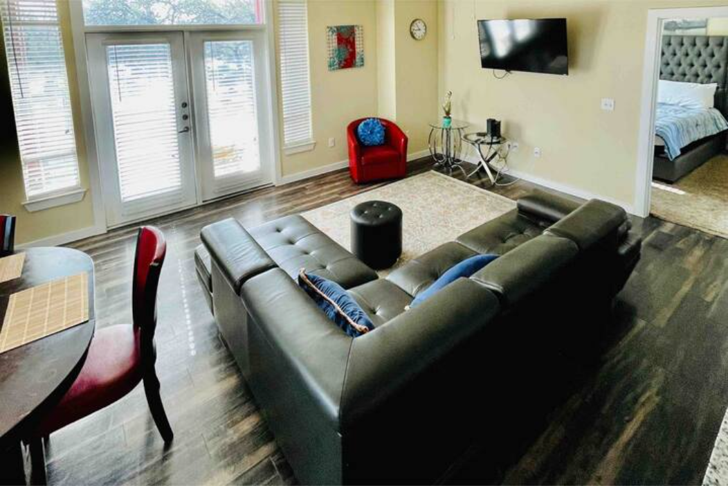 Gallery Photo 0