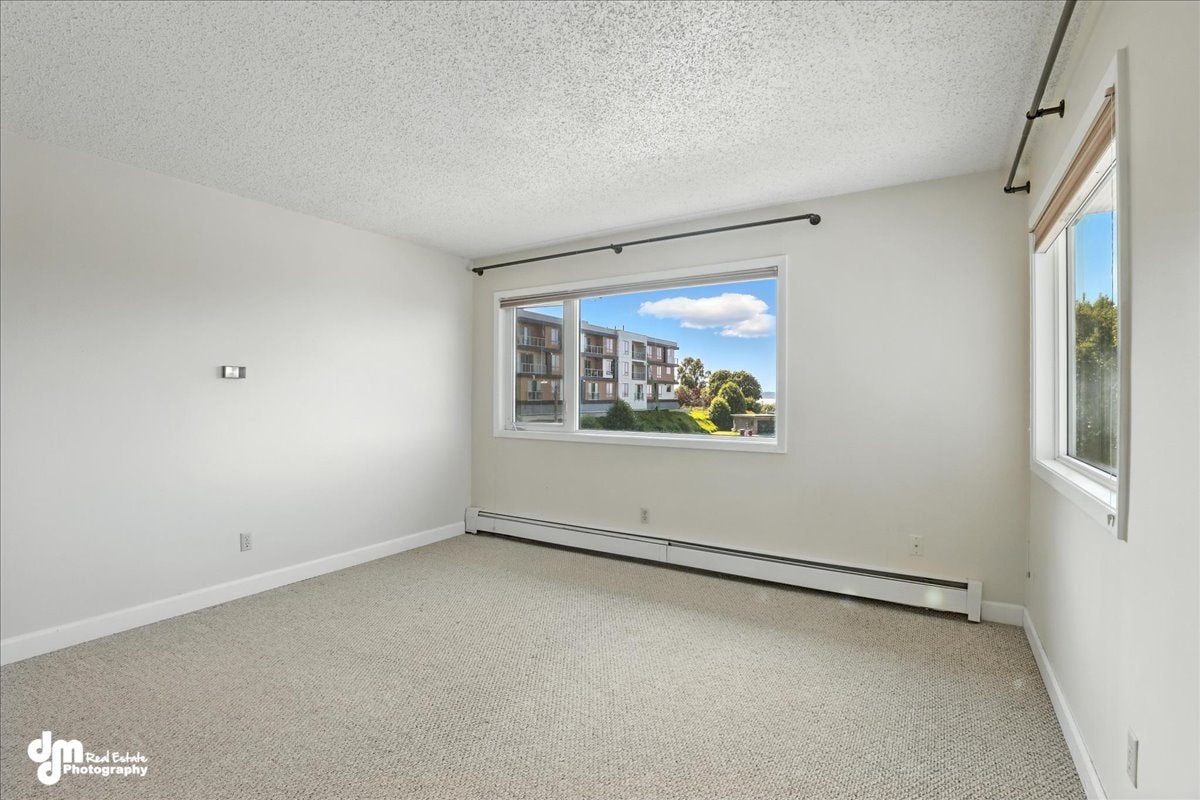 Gallery Photo 15