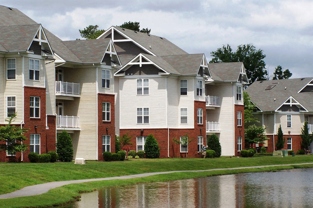 Photos and Video of Harbour Breeze in Suffolk, VA