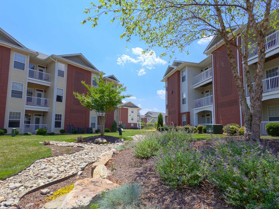 1200 Acqua Luxury Lifestyle Apartments | Apartments in Petersburg, VA