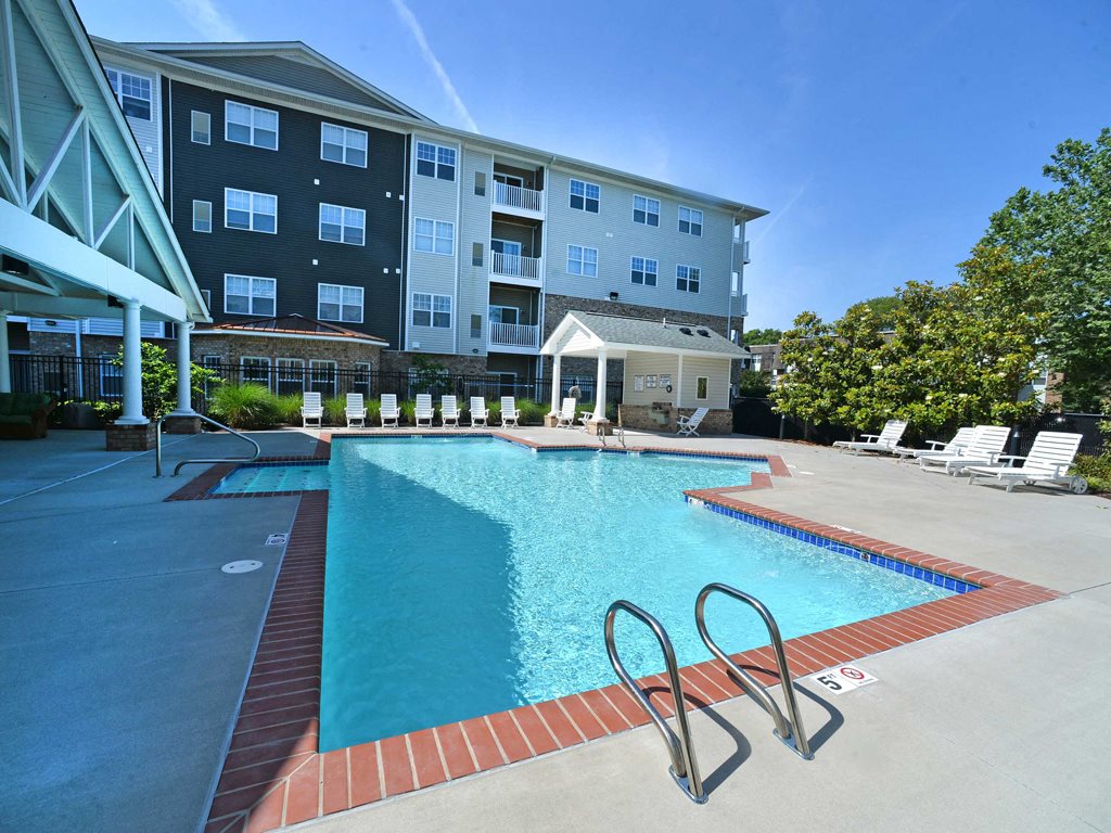 Photos and Video of 900 Acqua Senior Apartments in Virginia Beach, VA