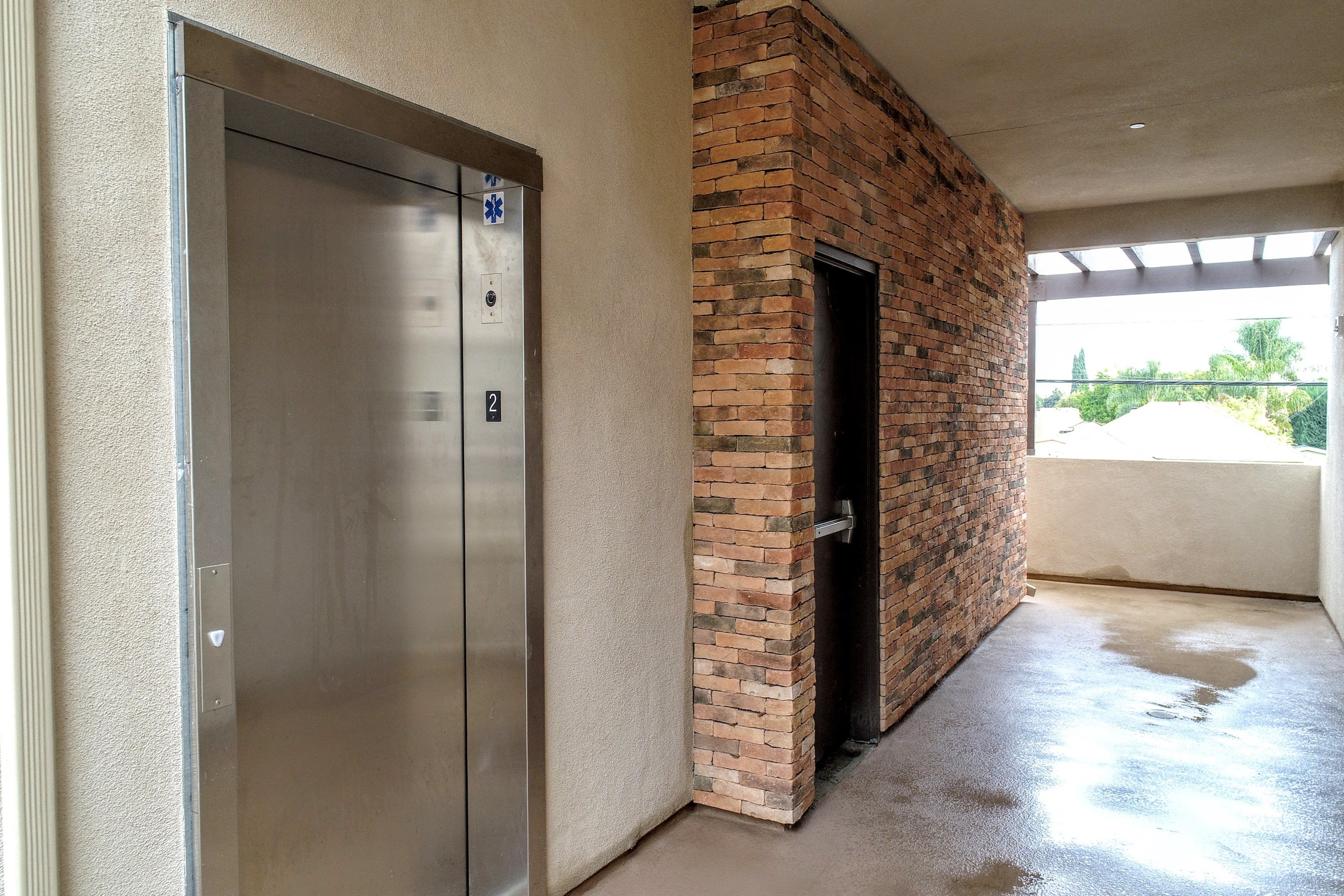 Gallery Photo 107