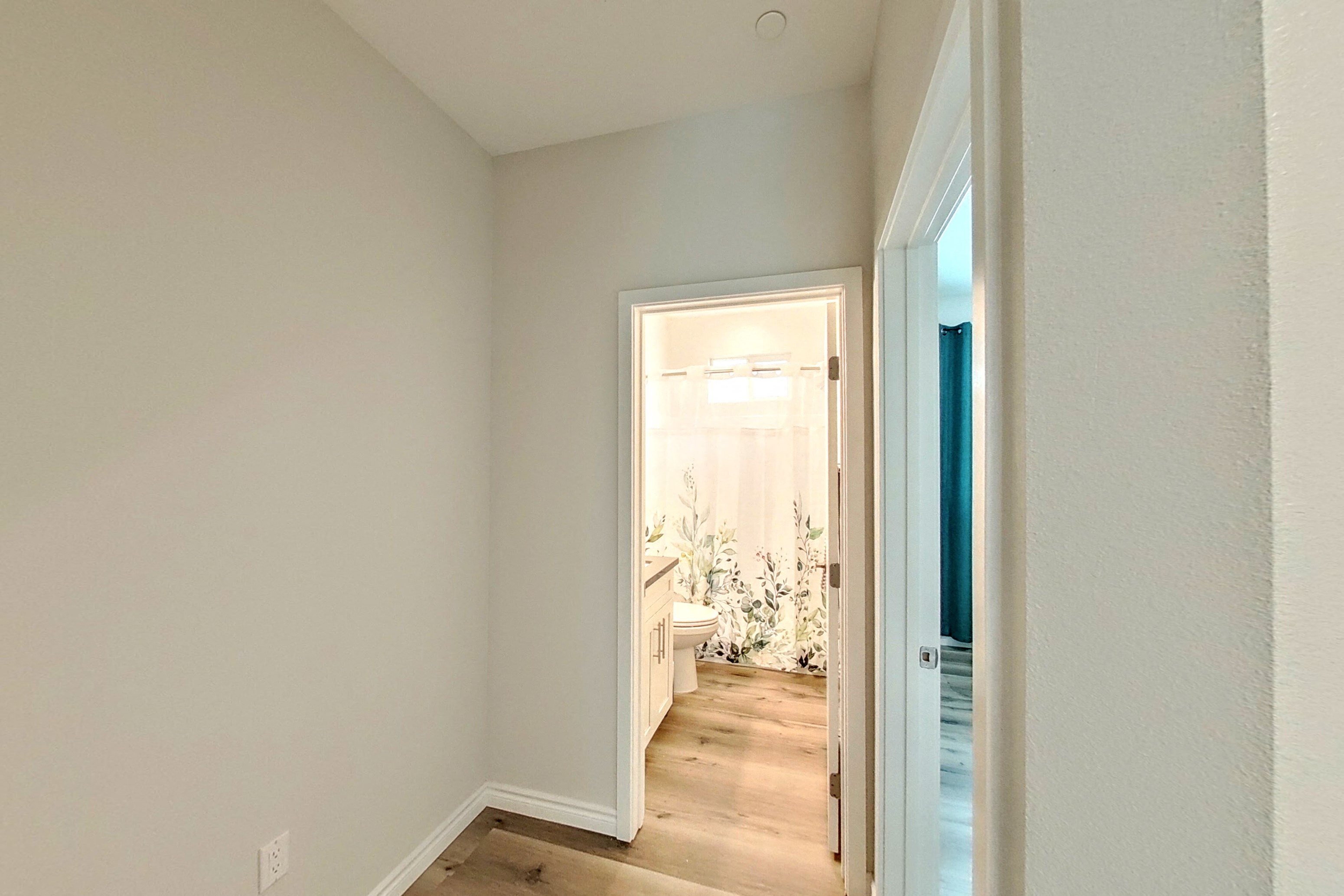 Gallery Photo 17