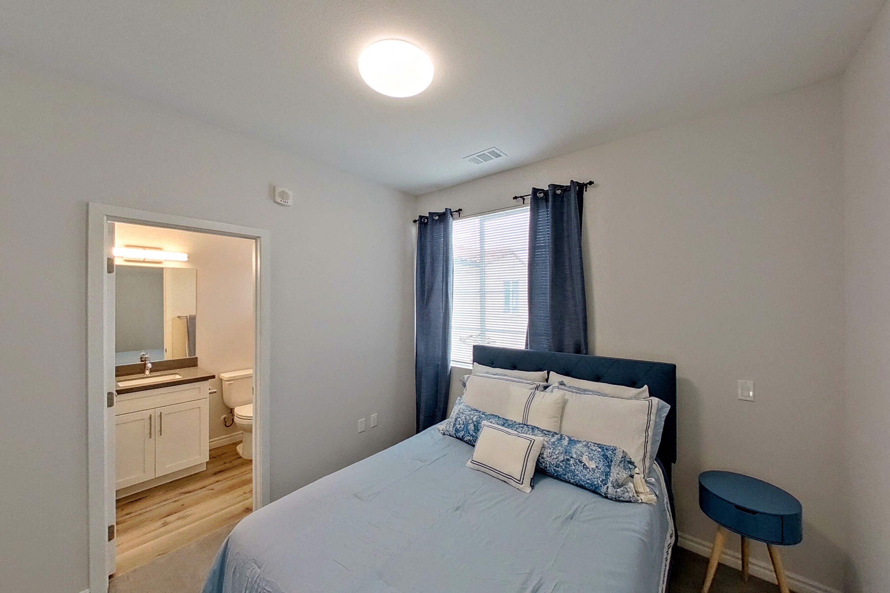 Gallery Photo 38