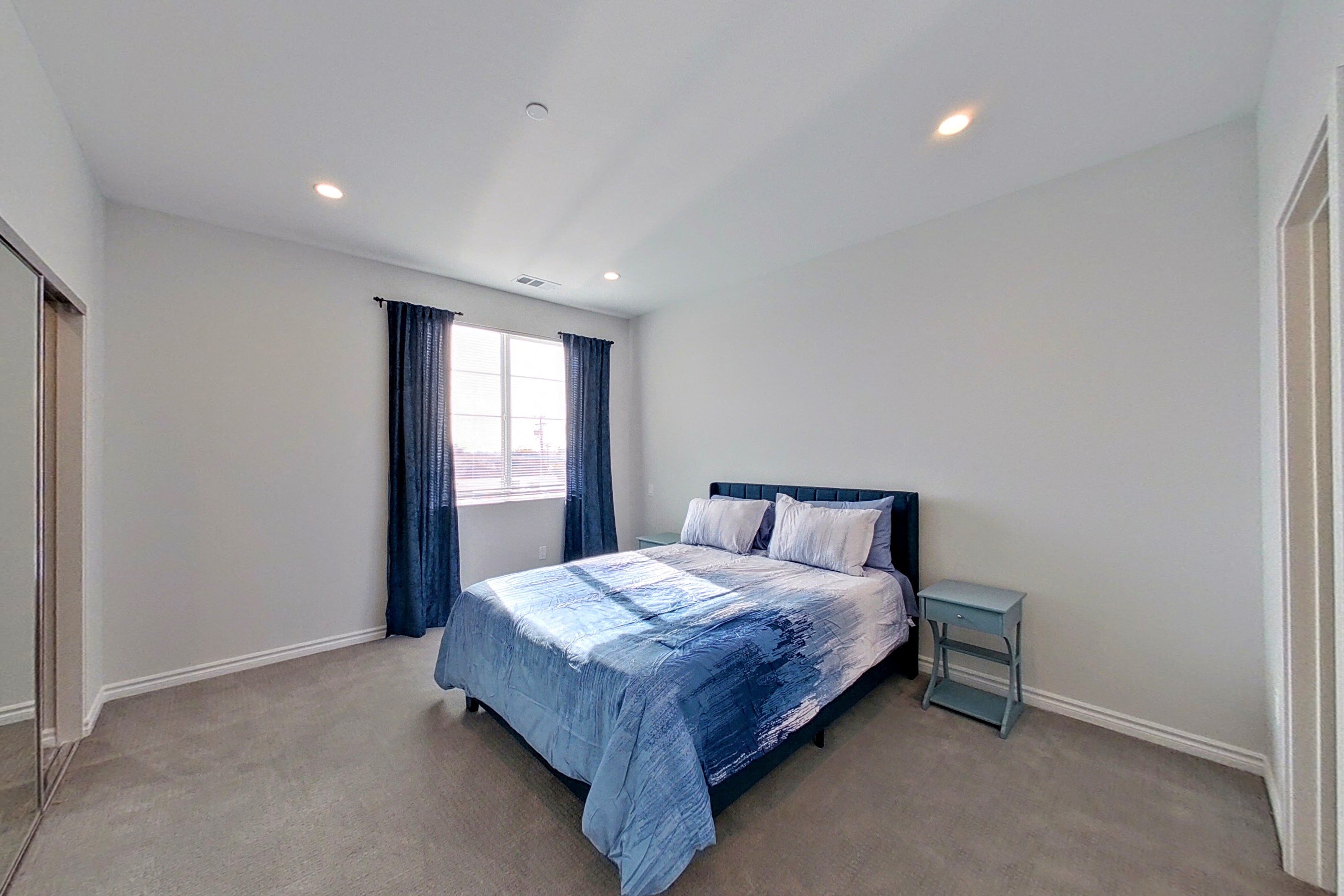 Gallery Photo 34
