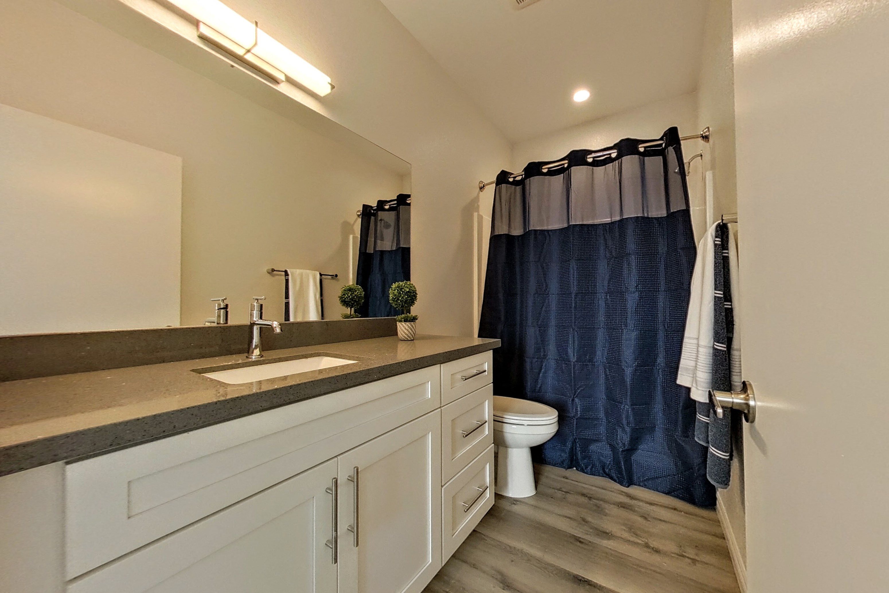 Gallery Photo 41