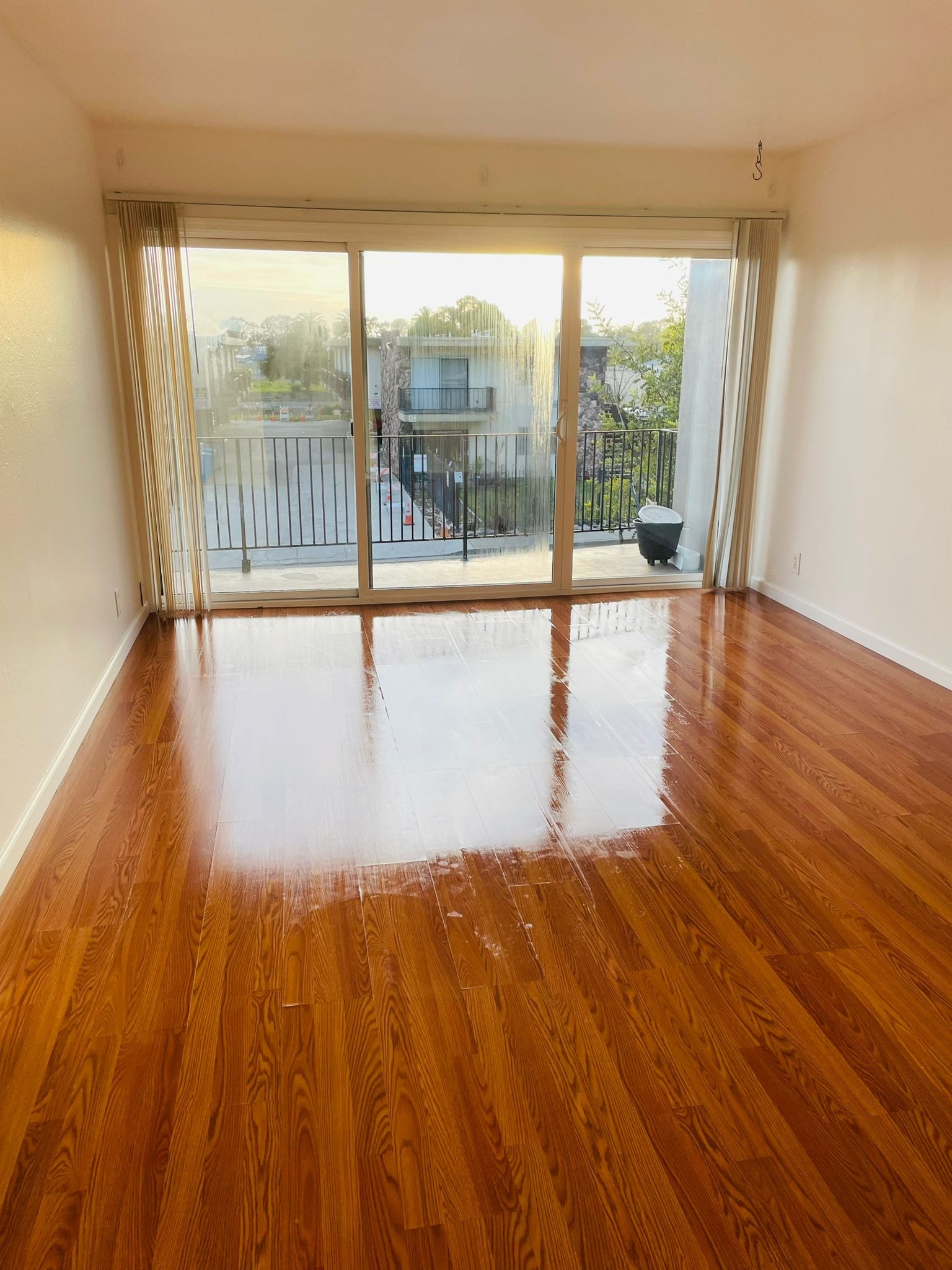 Gallery Photo 28