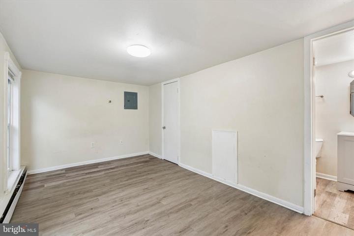 Gallery Photo 6
