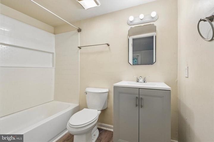 Gallery Photo 19