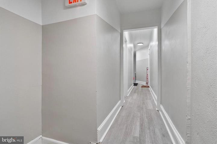 Gallery Photo 15