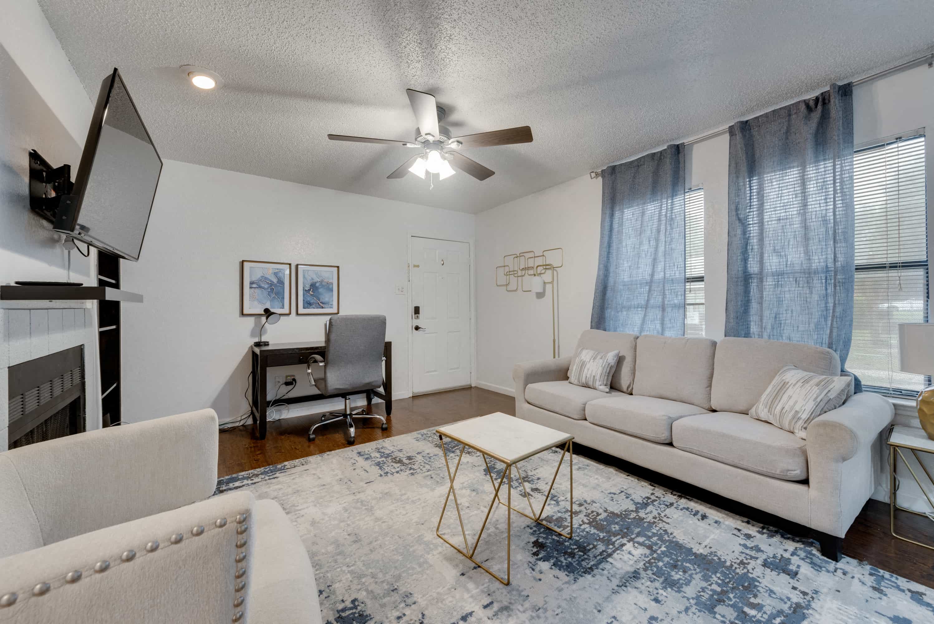 Gallery Photo 0