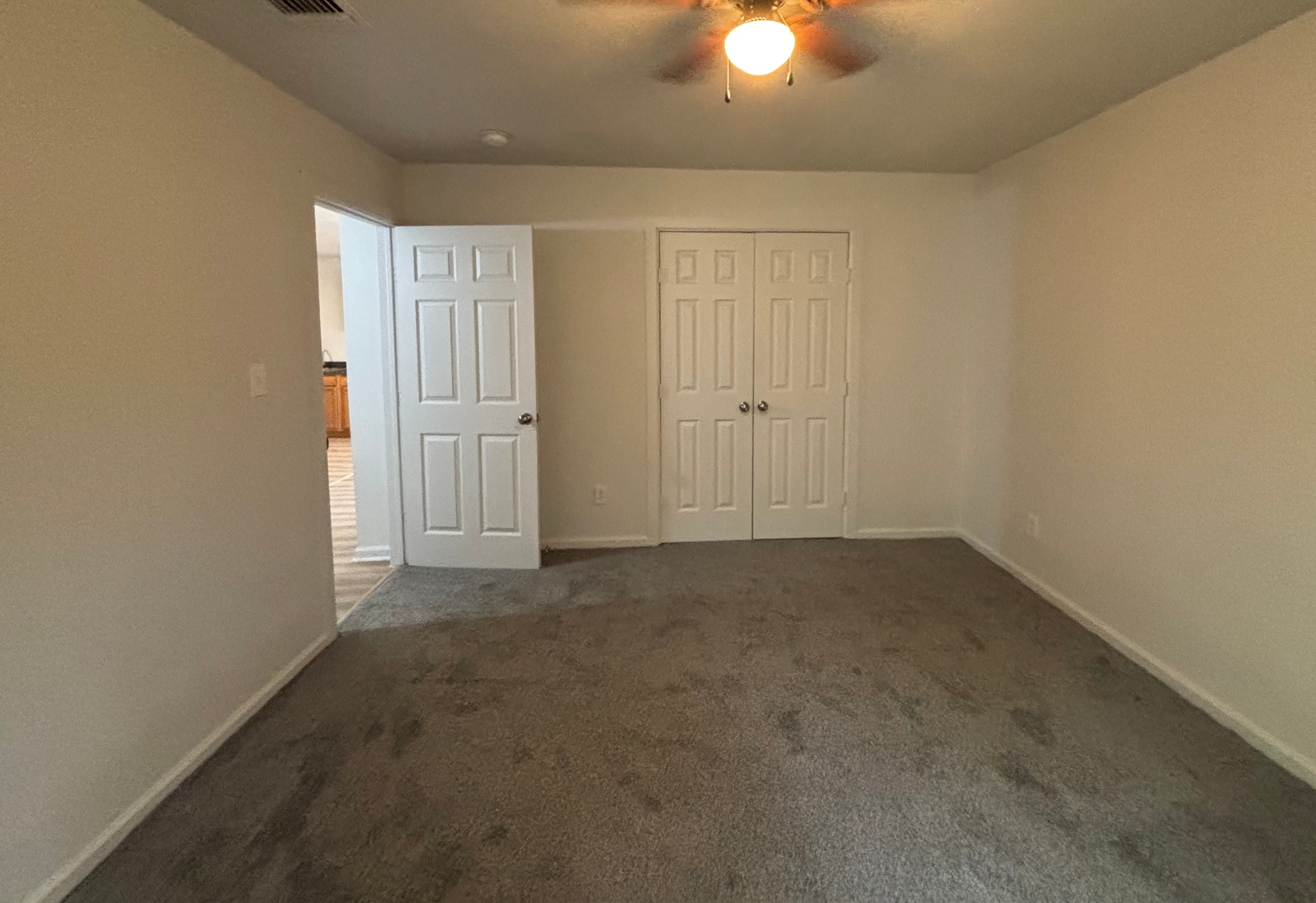 Gallery Photo 13