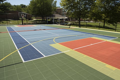Clubhouse Sport Court
