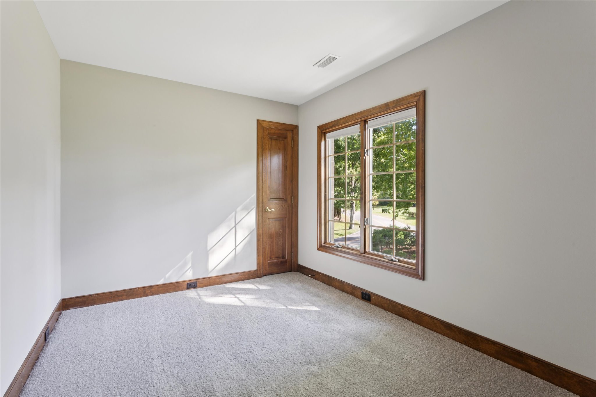 Gallery Photo 25