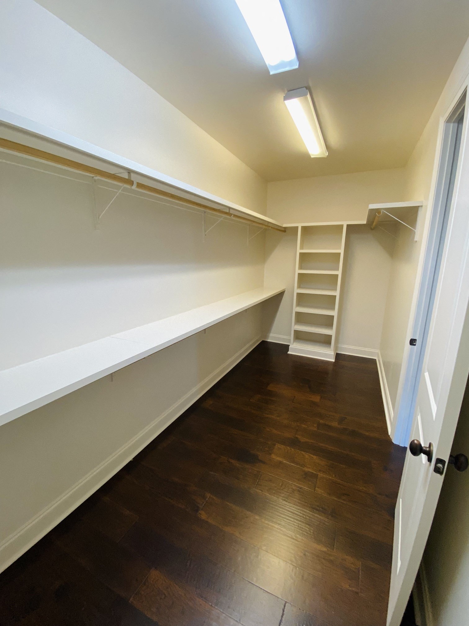 Gallery Photo 27