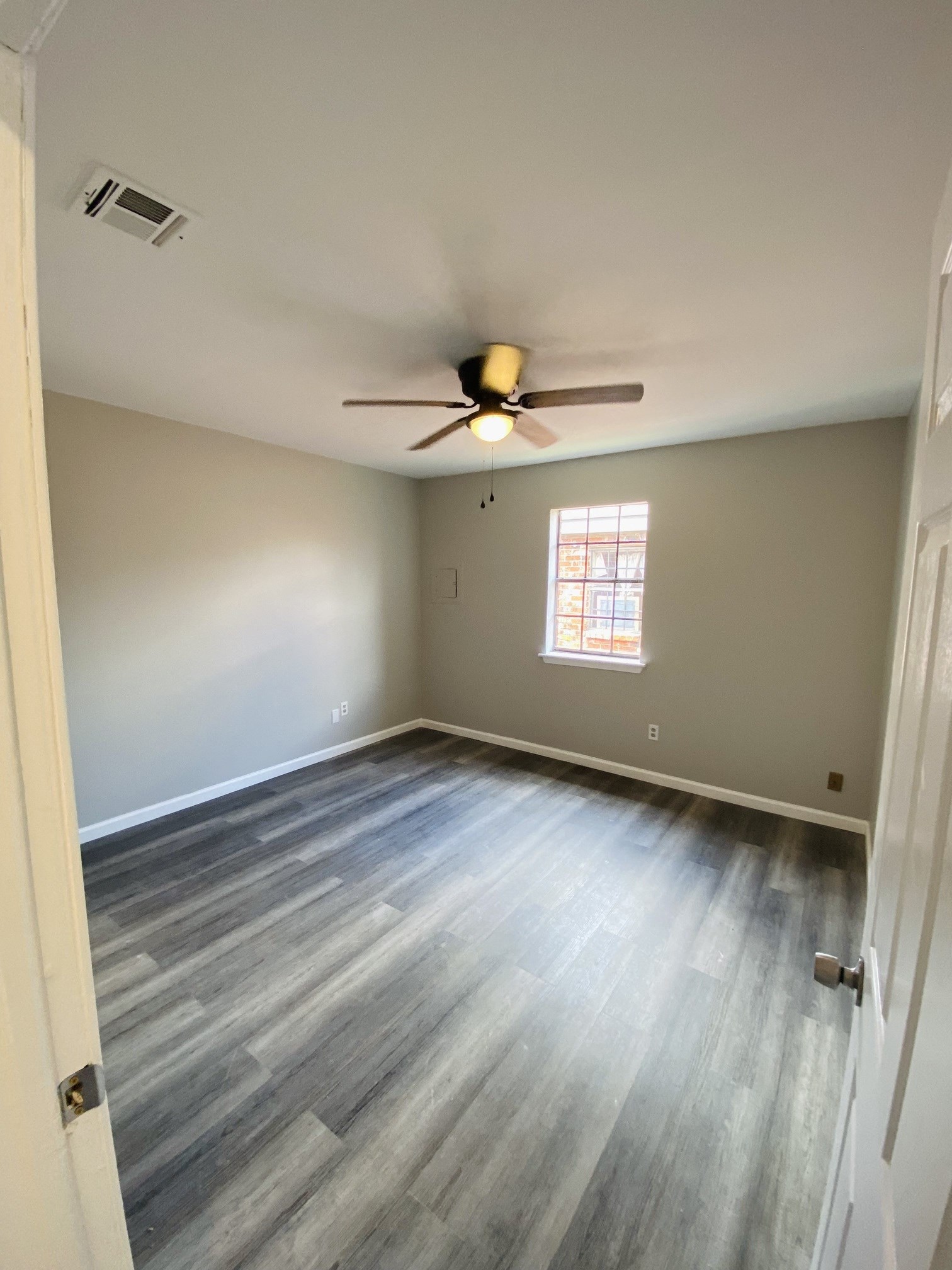 Gallery Photo 6