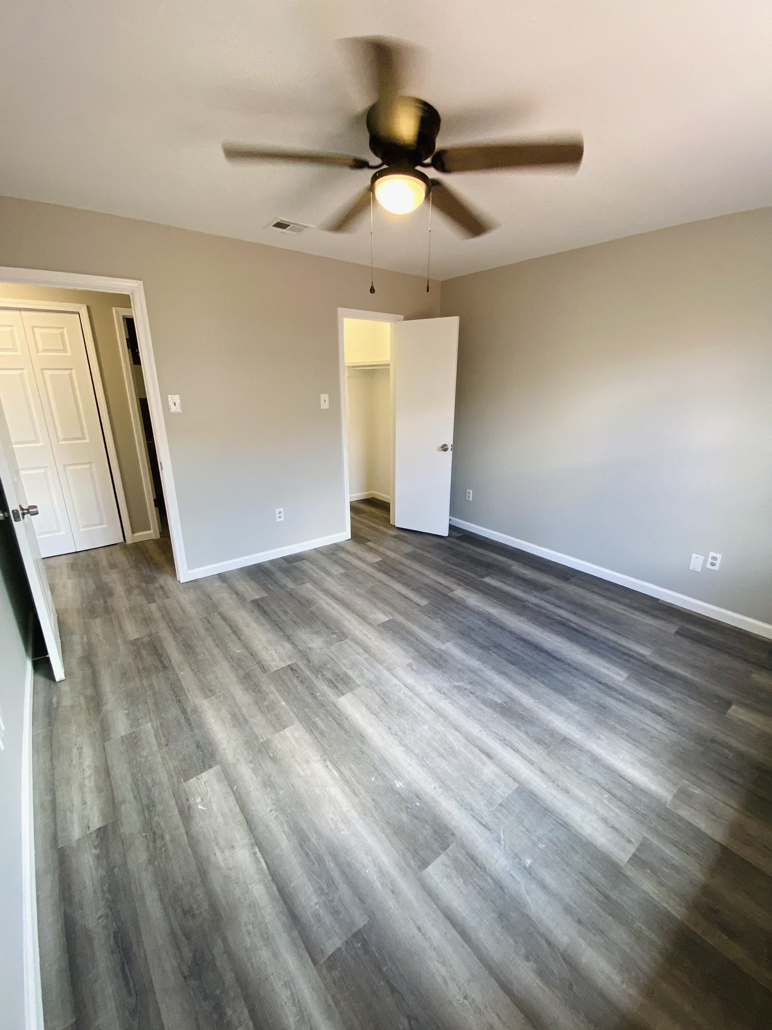 Gallery Photo 11