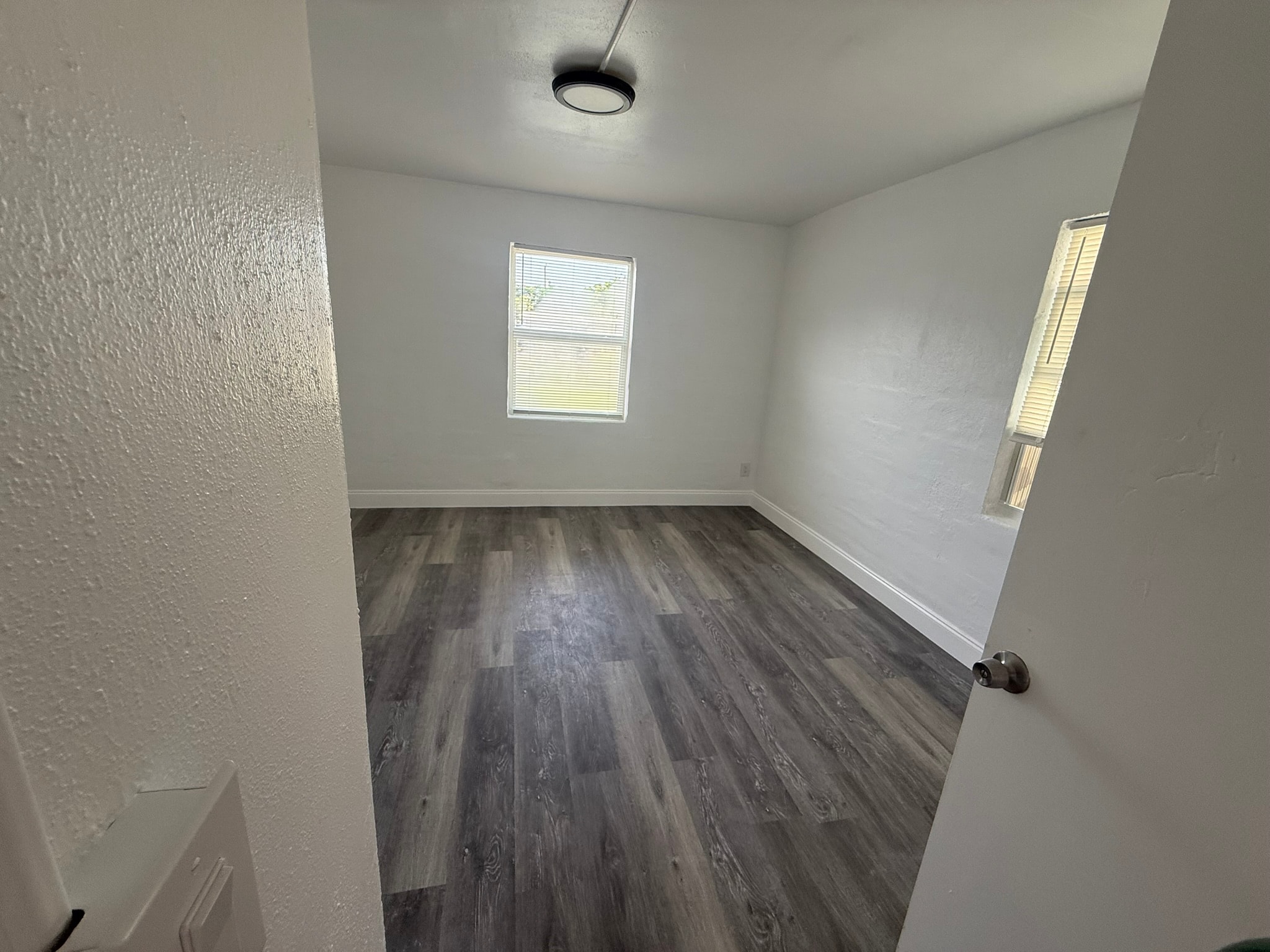 Gallery Photo 27