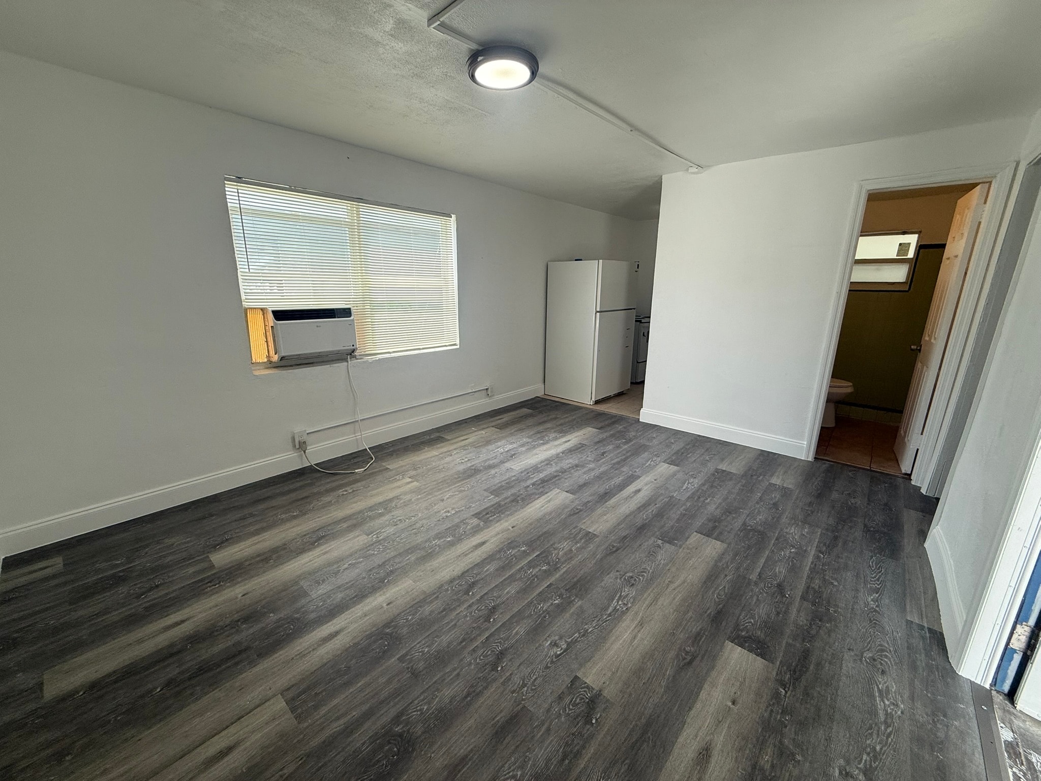 Gallery Photo 48