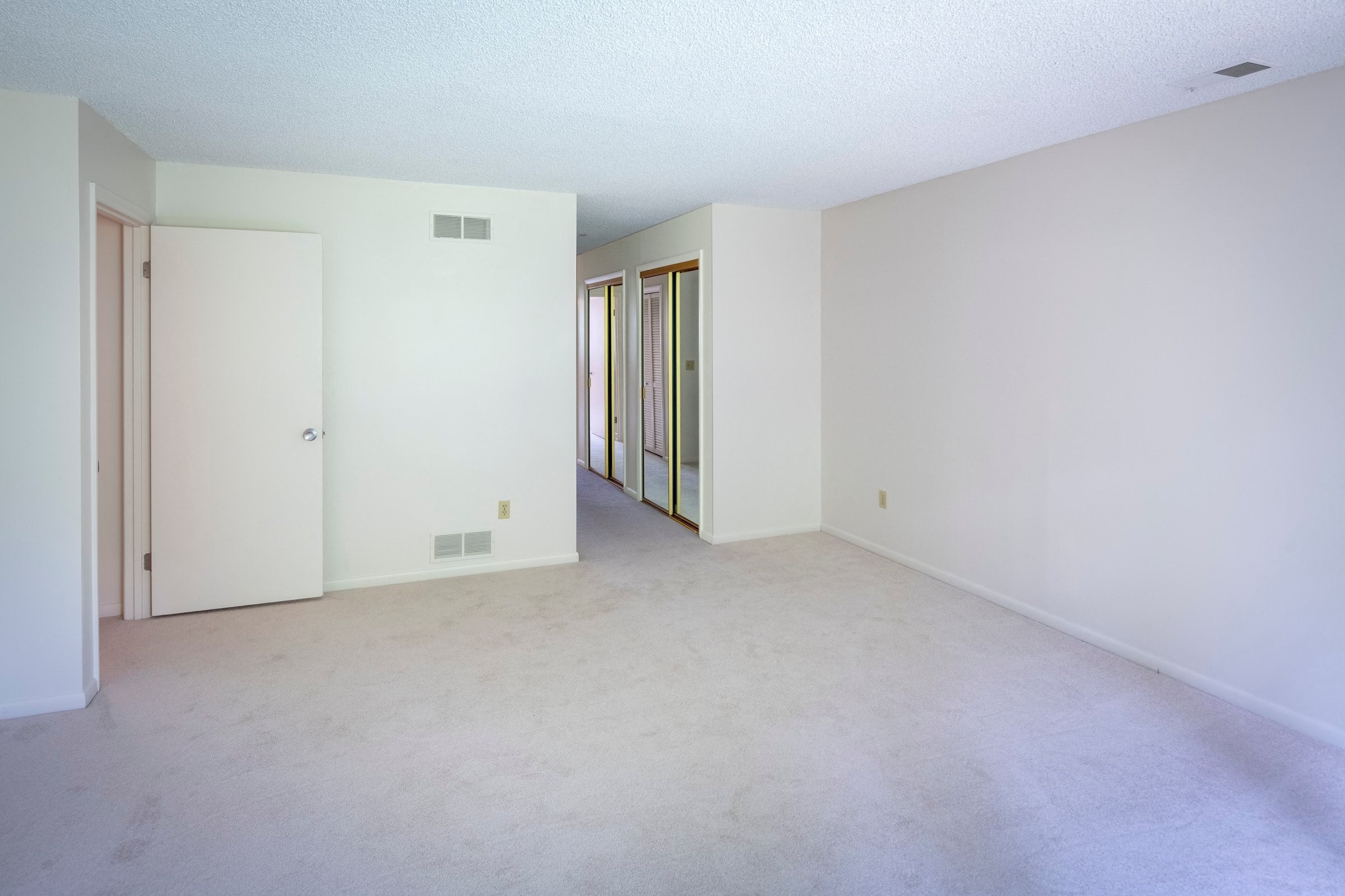 Gallery Photo 7
