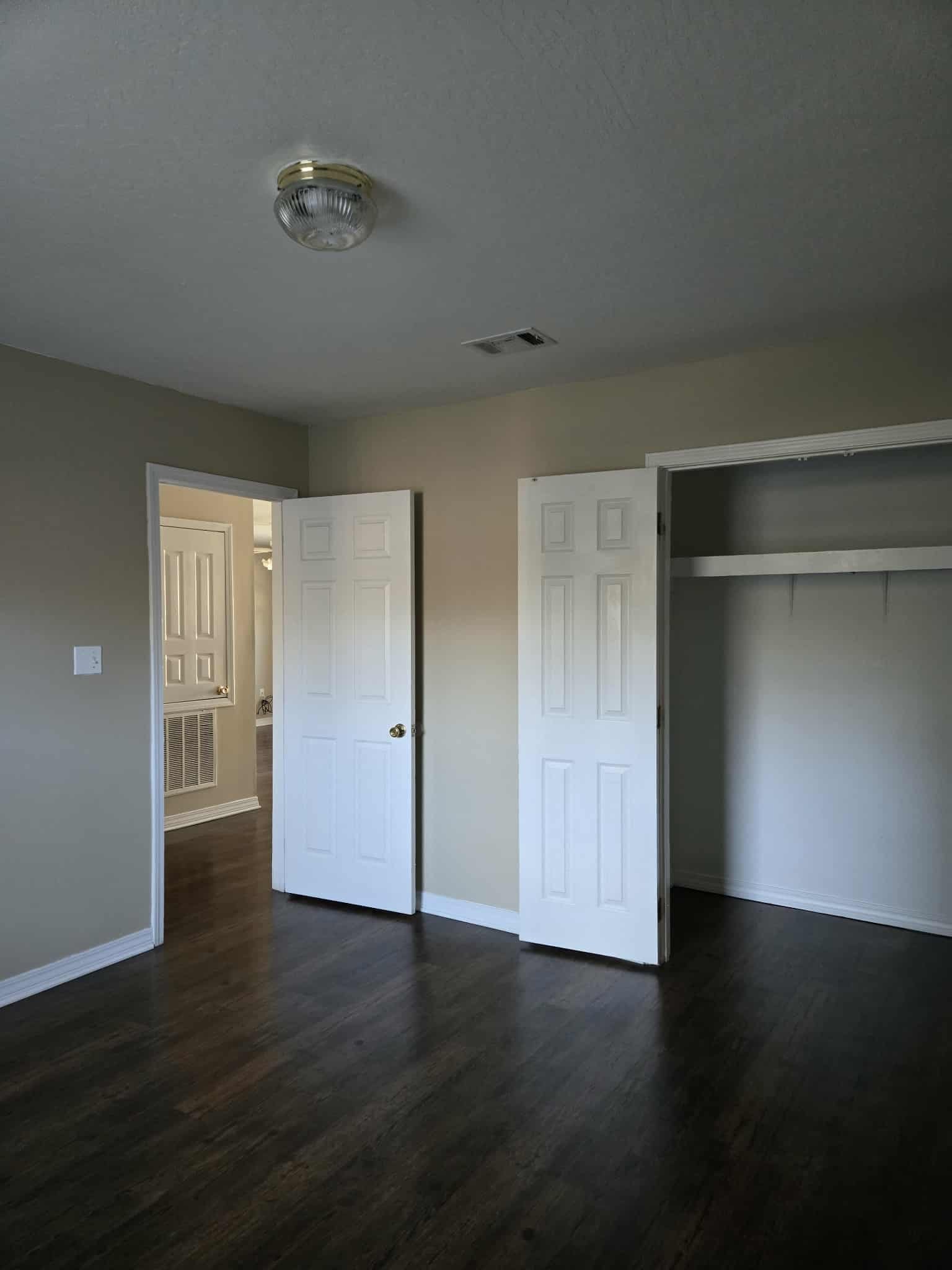 Gallery Photo 1