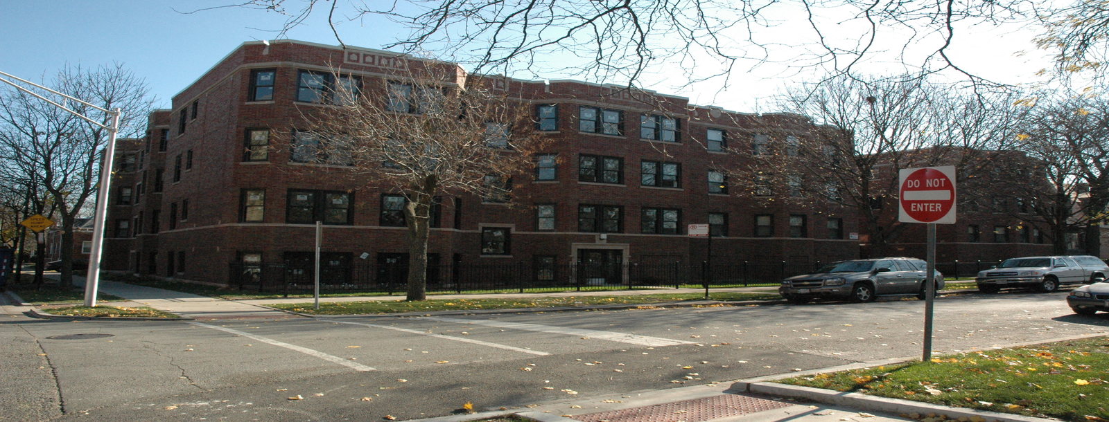 Merrill Court Apartments Apartments in Chicago, IL