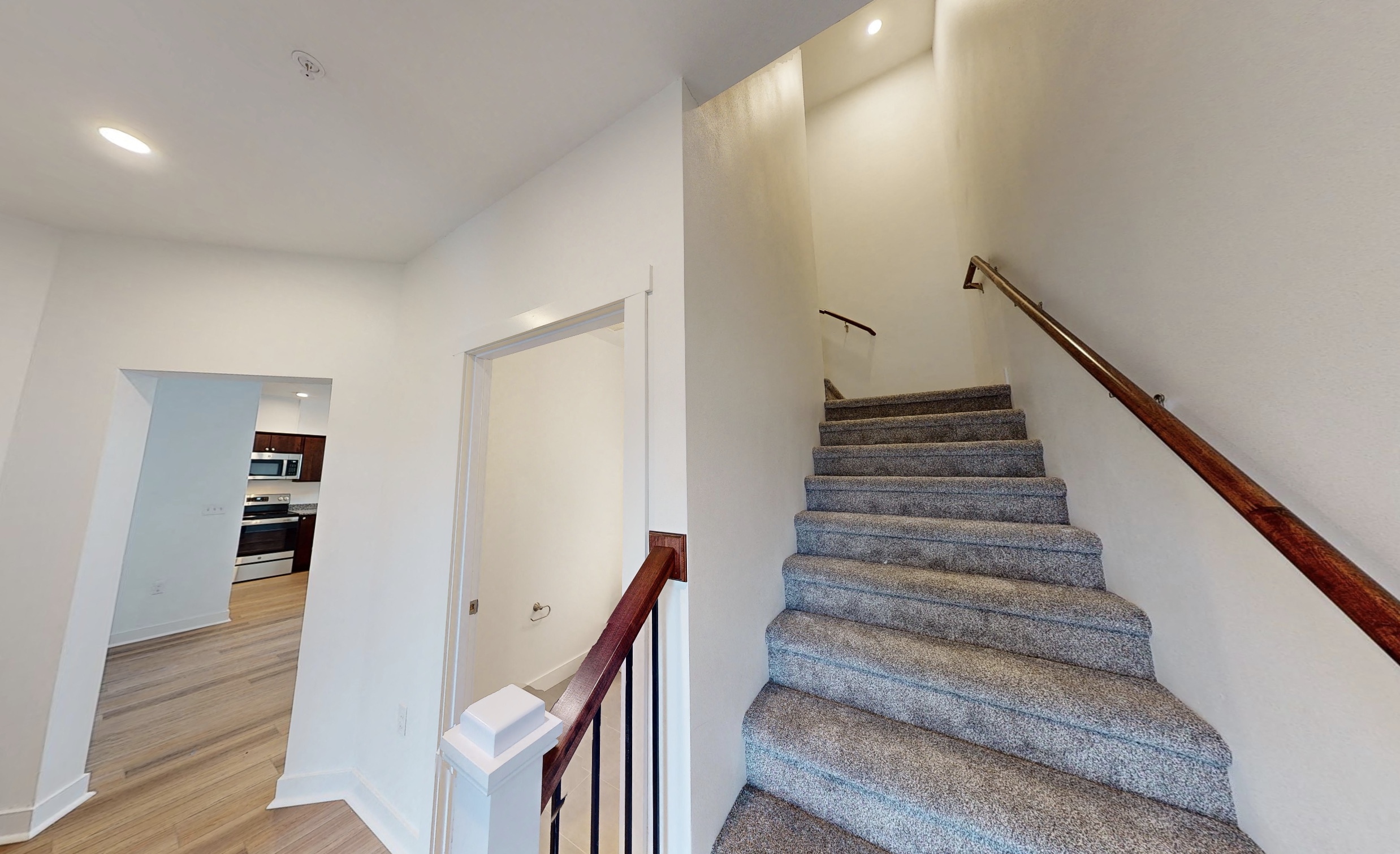 Gallery Photo 16