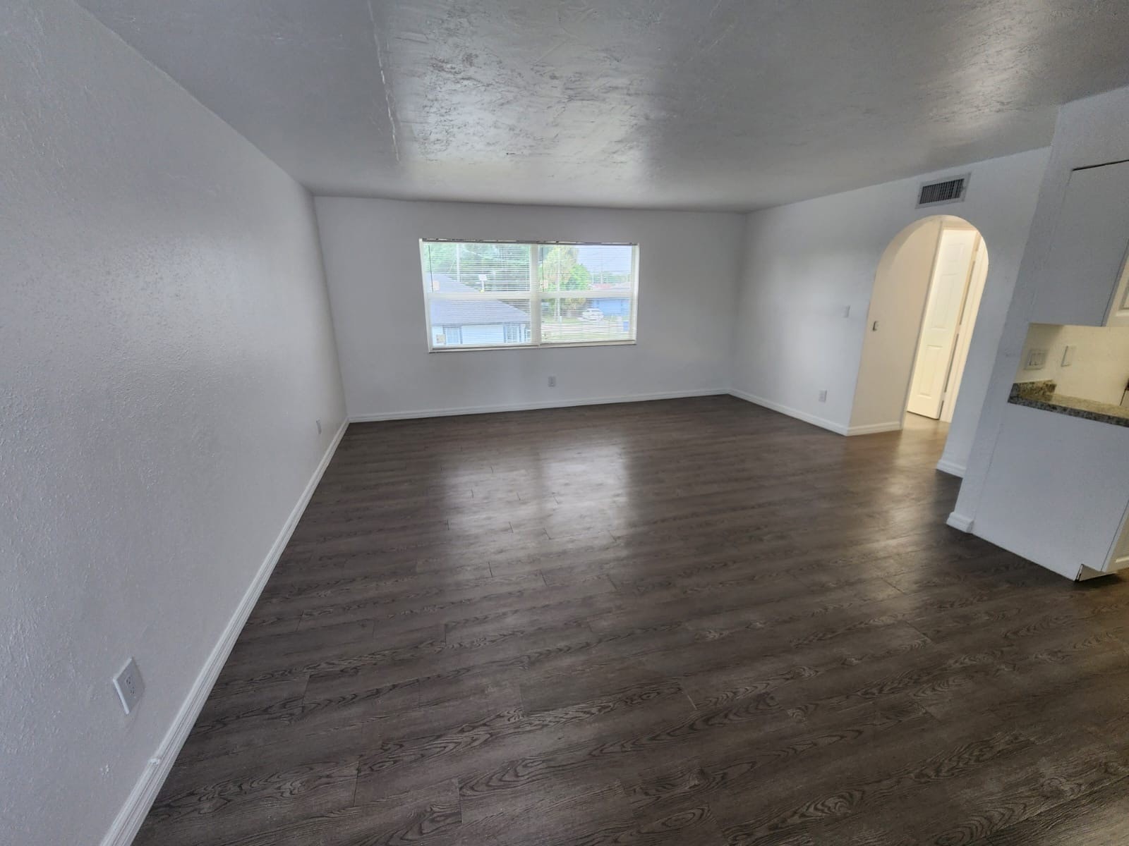 Gallery Photo 30