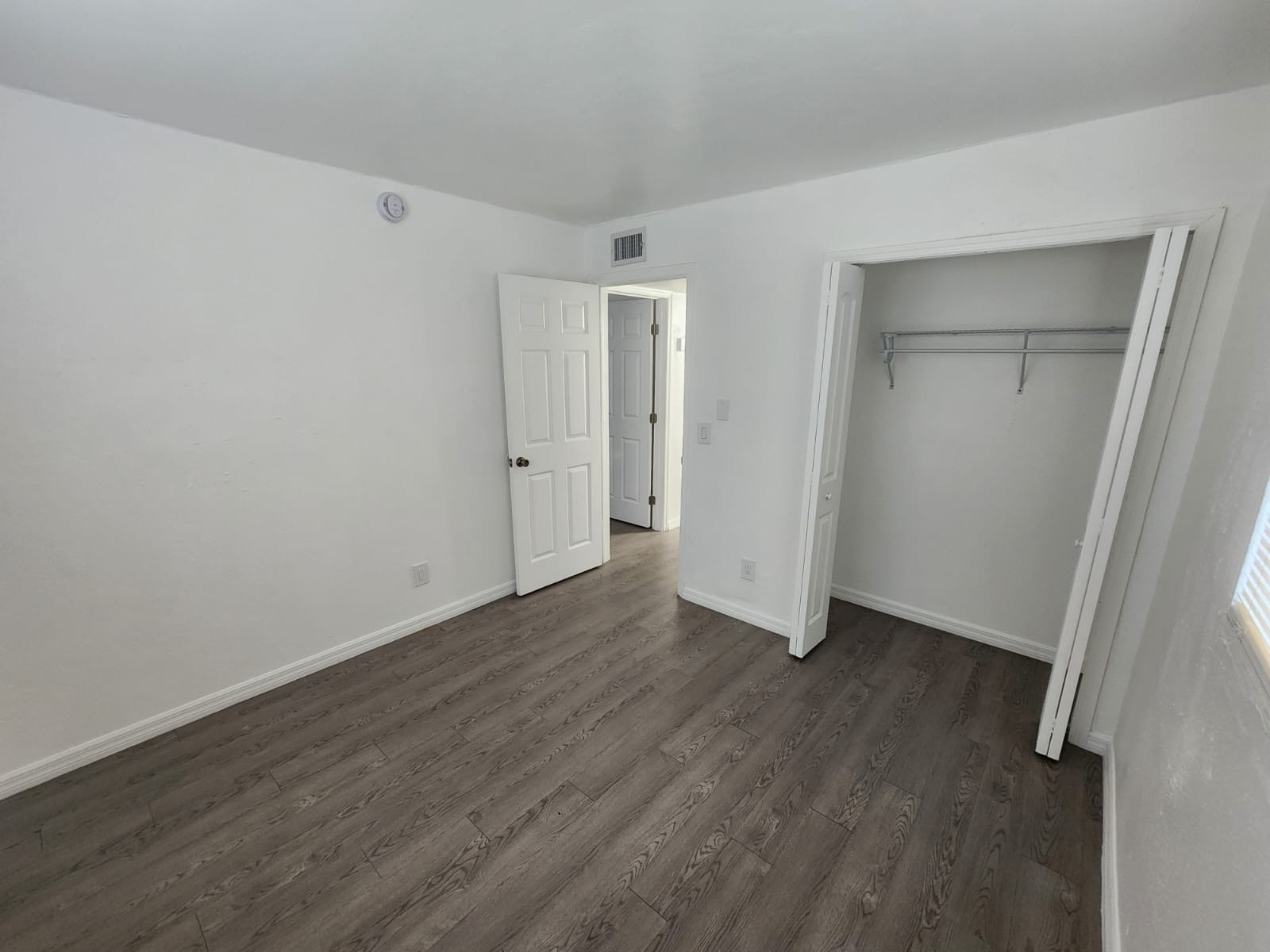 Gallery Photo 18