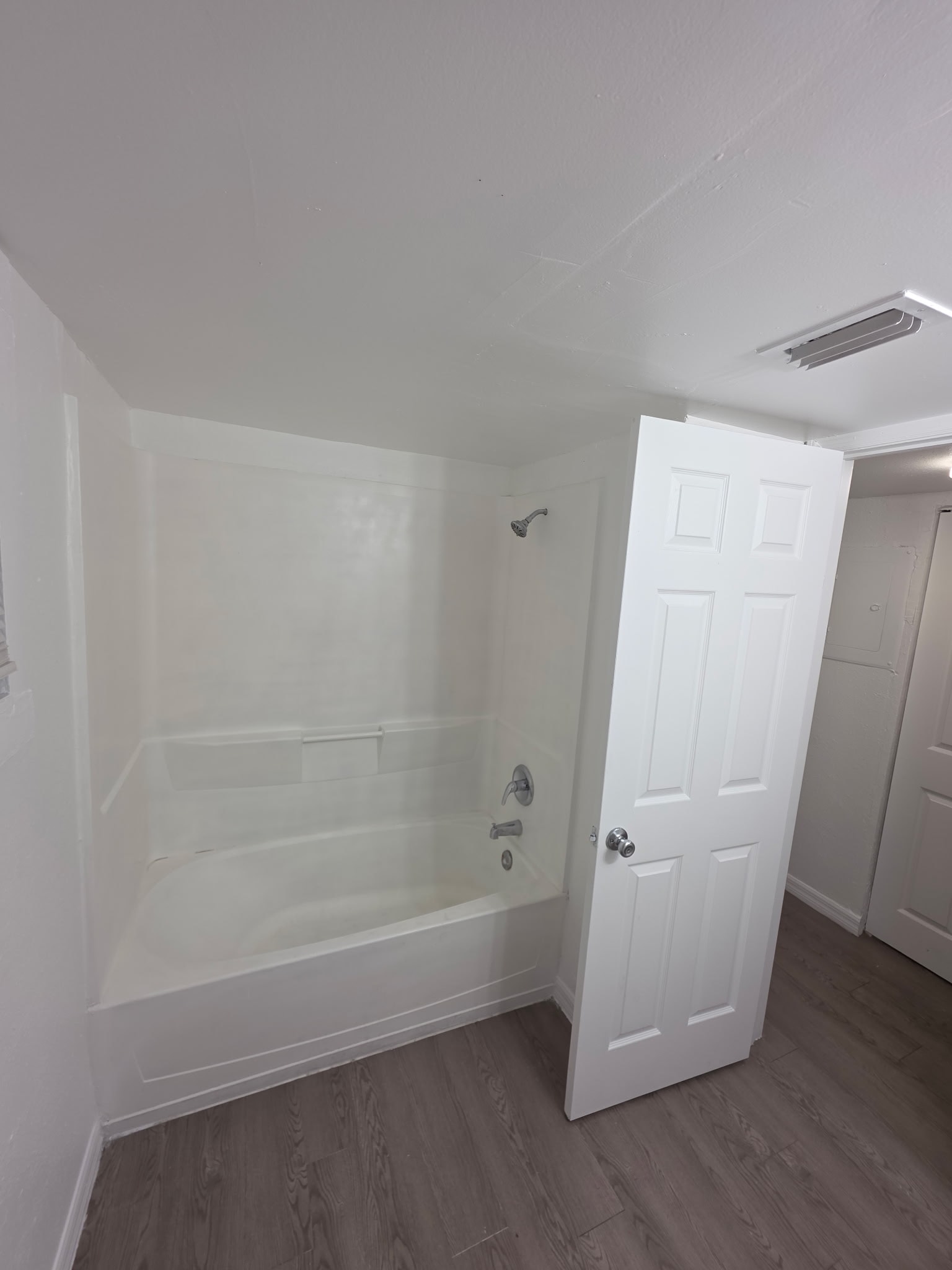 Gallery Photo 24