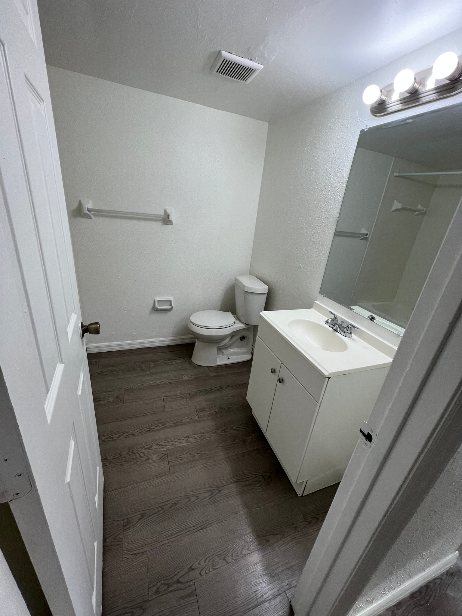 Gallery Photo 41
