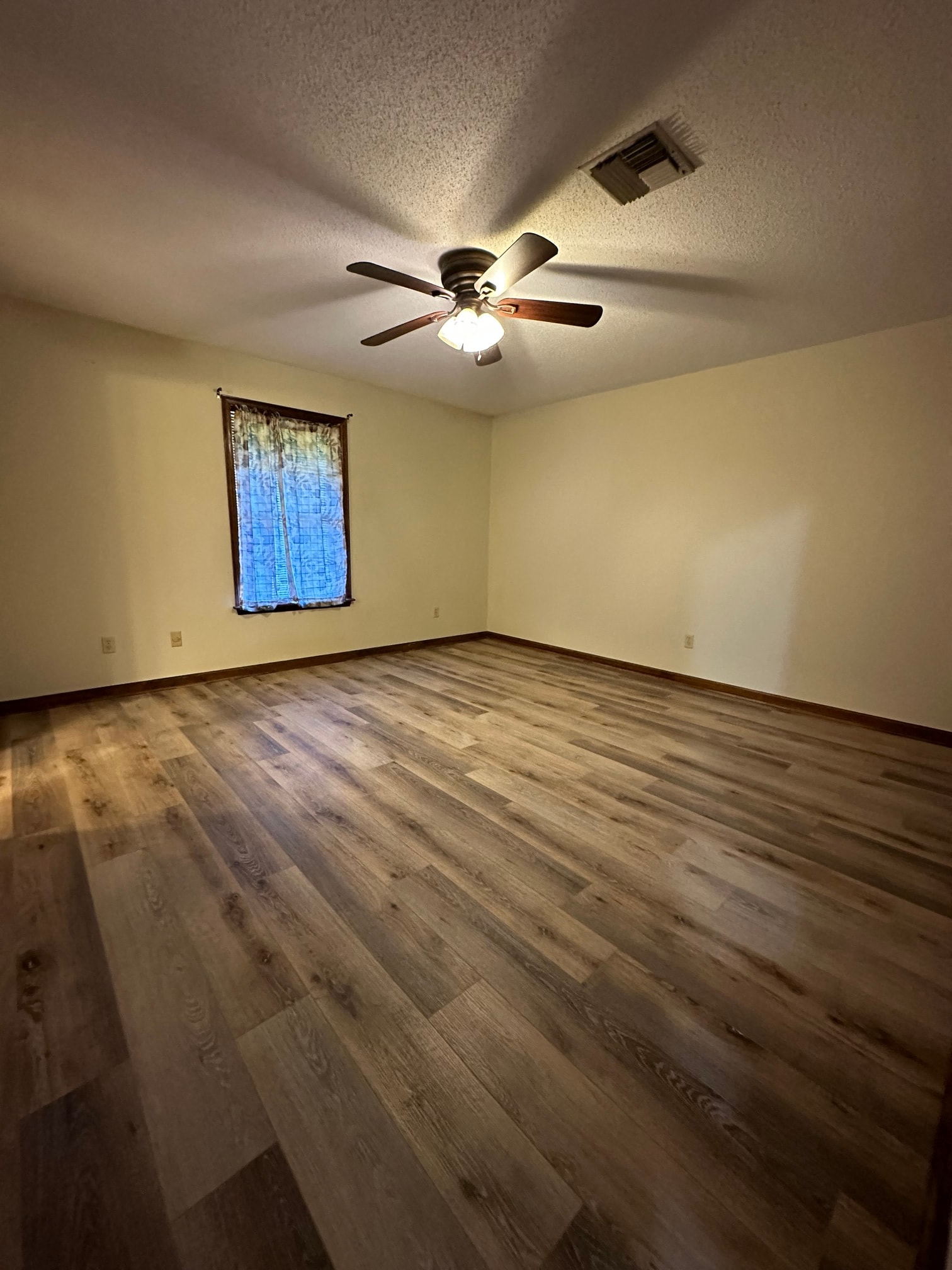 Gallery Photo 3