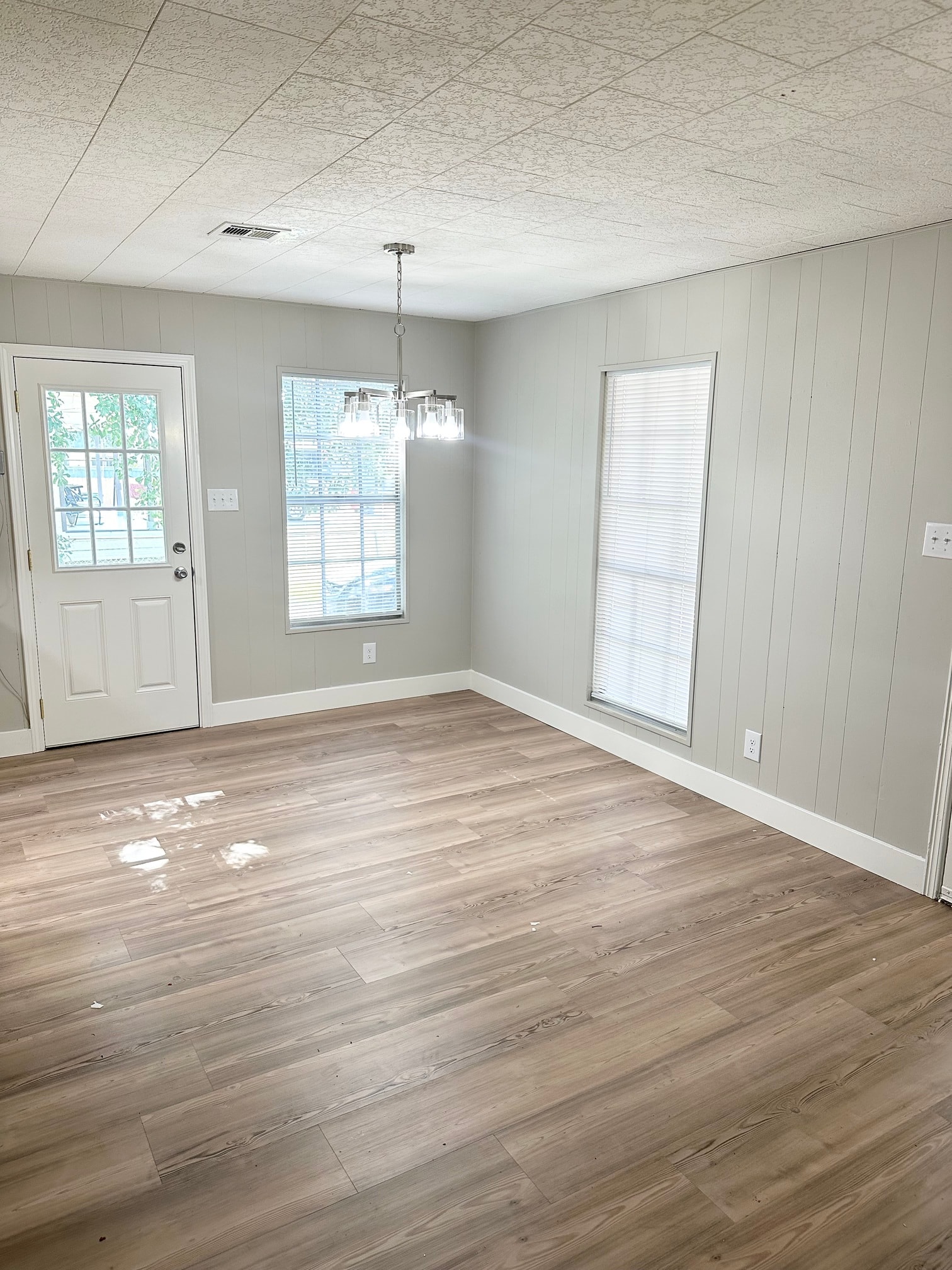Gallery Photo 6