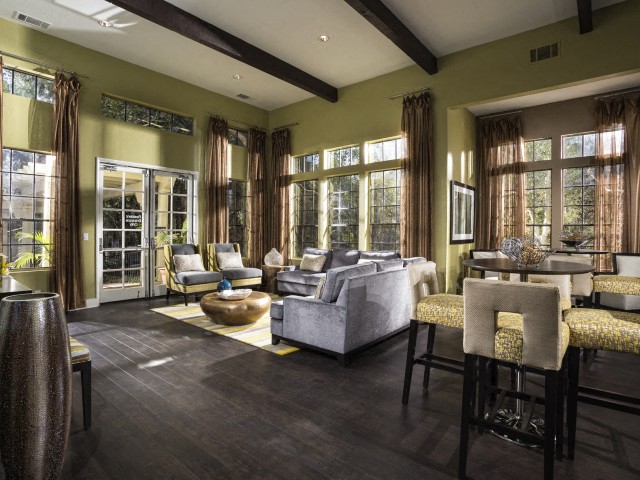 Westcreek Apartments Lounge
