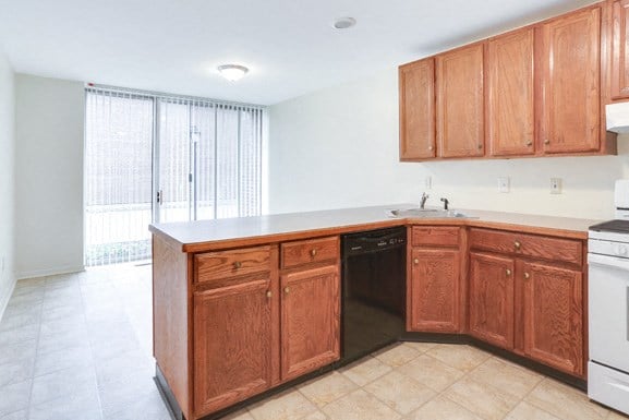 Amherst Manor Apartments - Eat-In Kitchen - Appliances Included