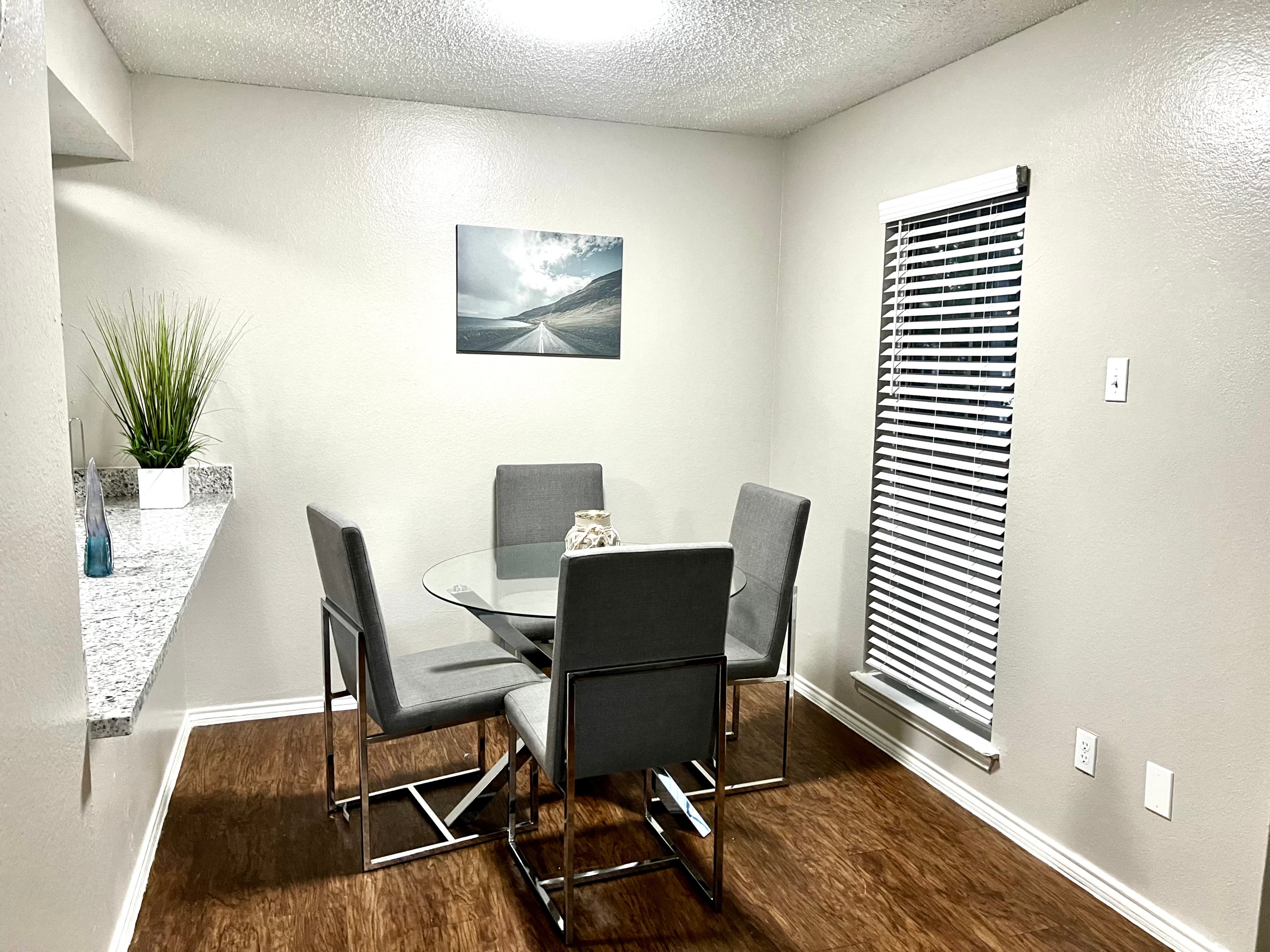 Gallery Photo 11