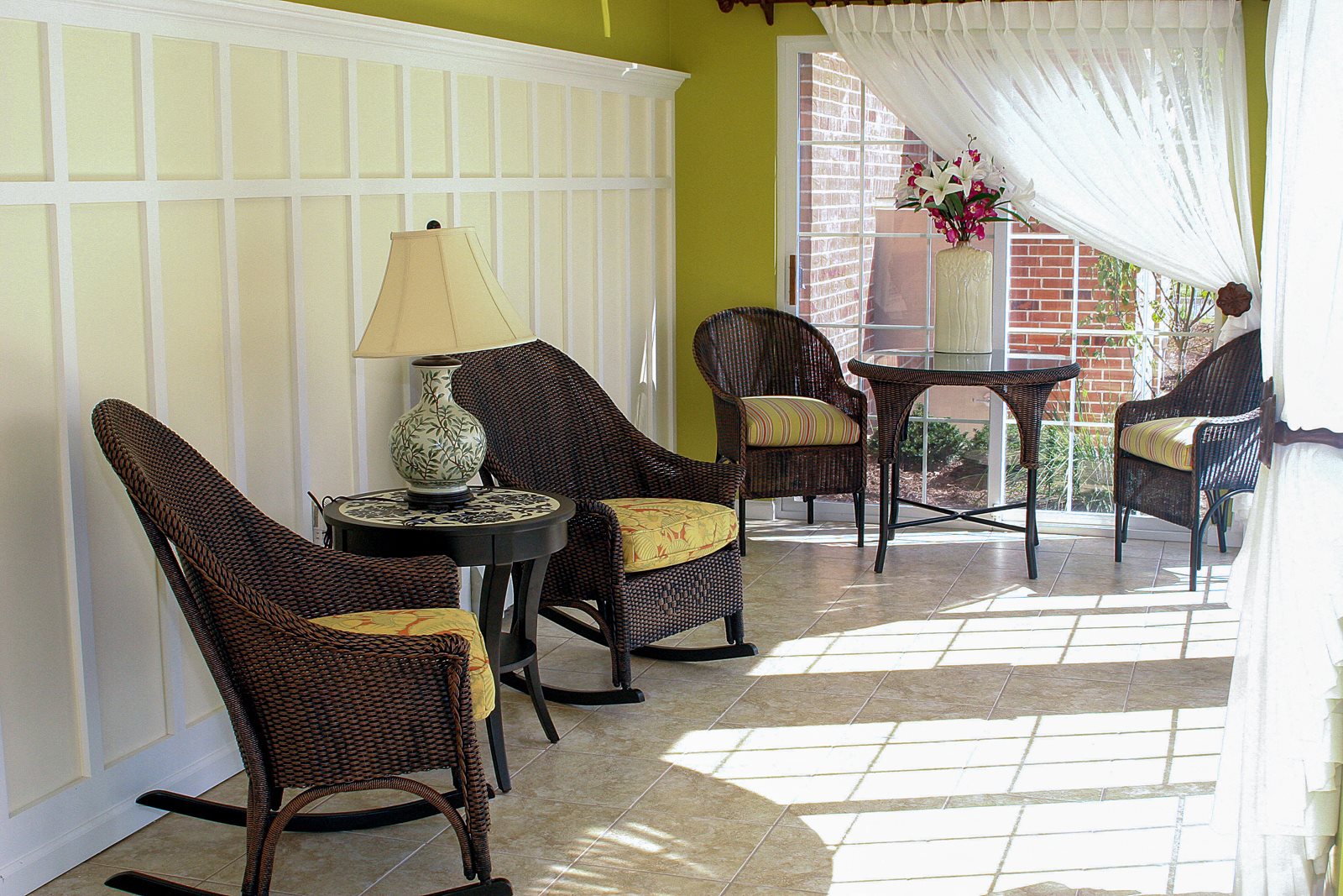 Outdoor shaded seating