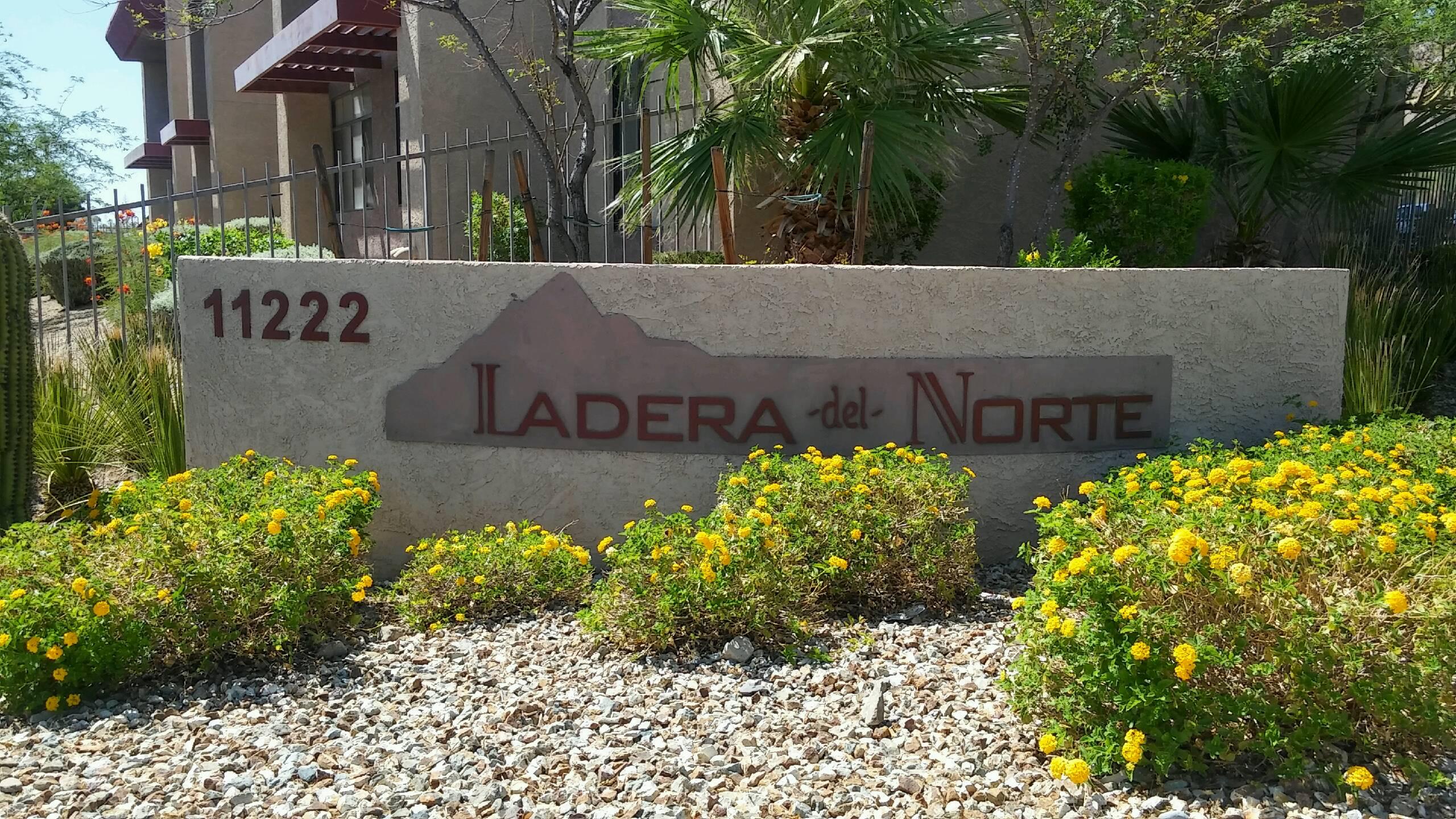 Community entrance at Ladera del Norte.