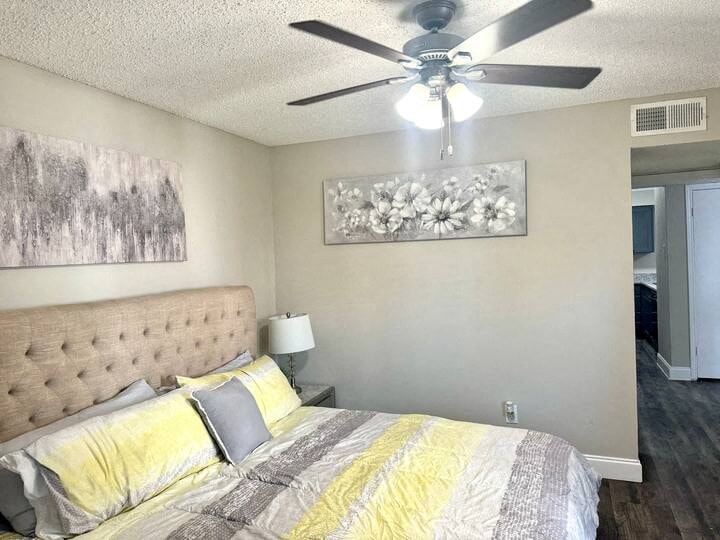 Gallery Photo 1