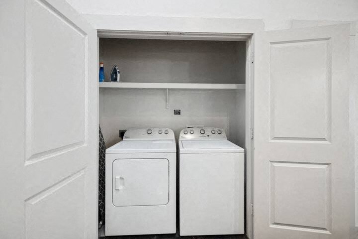 Gallery Photo 6