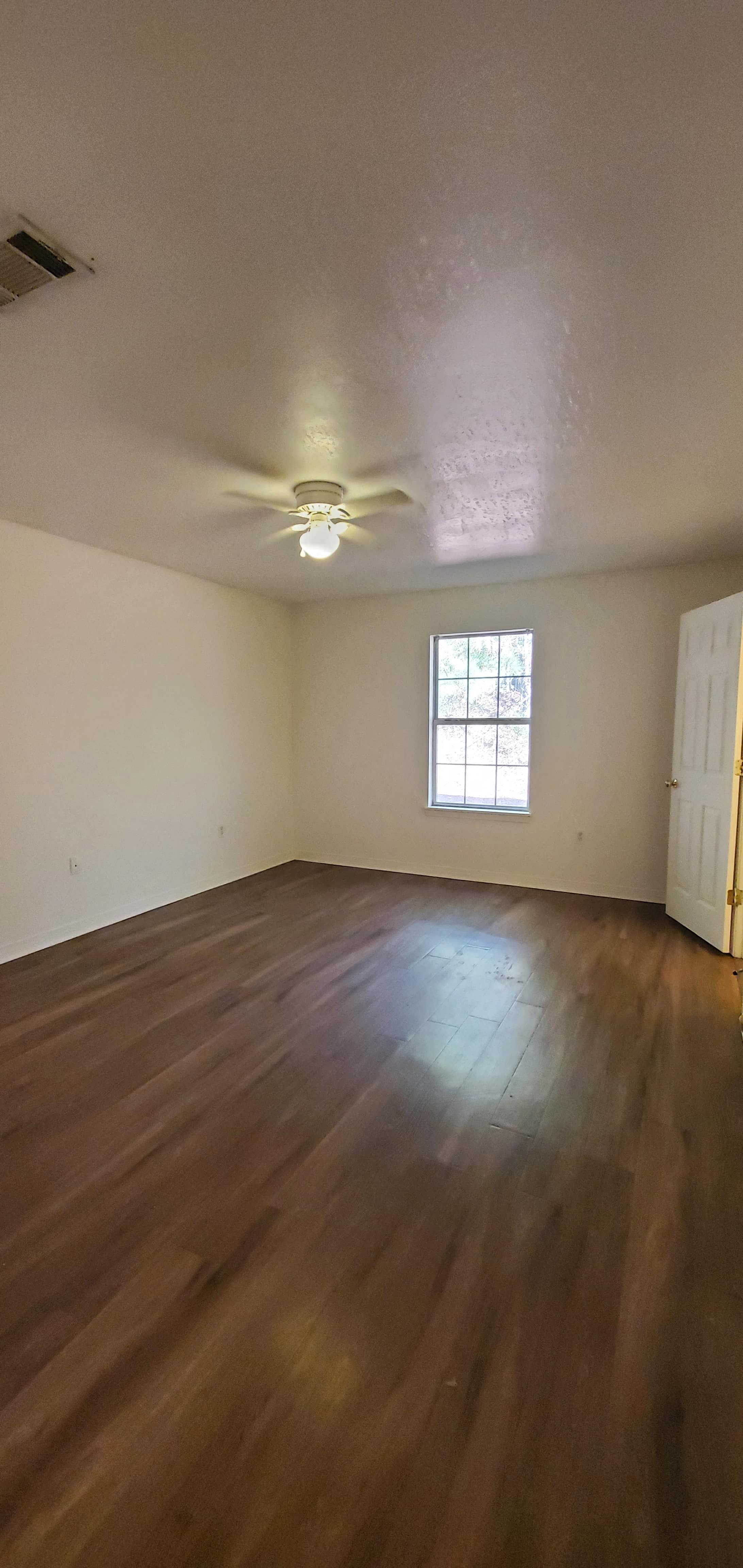 Gallery Photo 9