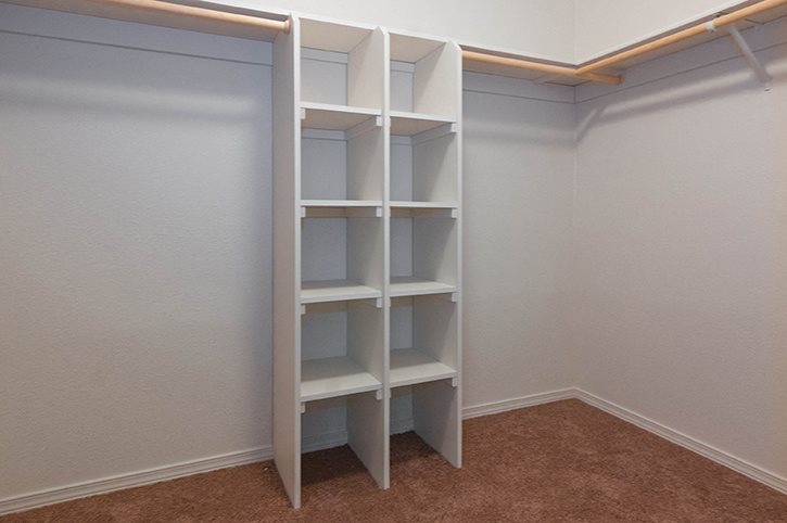 Pacific: Large 1 Bed, 1 Bath Pacific: Large 1 Bed, 1 Bath
