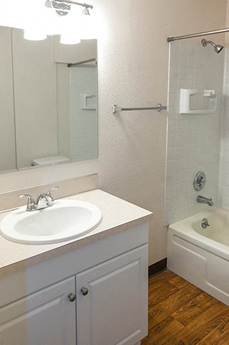Pacific: Large 1 Bed, 1 Bath Pacific: Large 1 Bed, 1 Bath