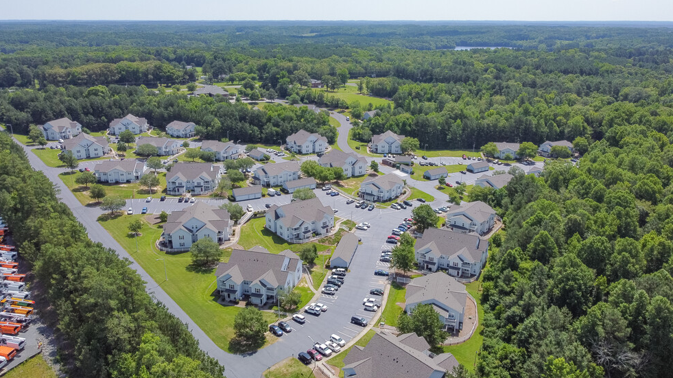 Granville Oaks Apartment Homes Apartments In Creedmoor Nc