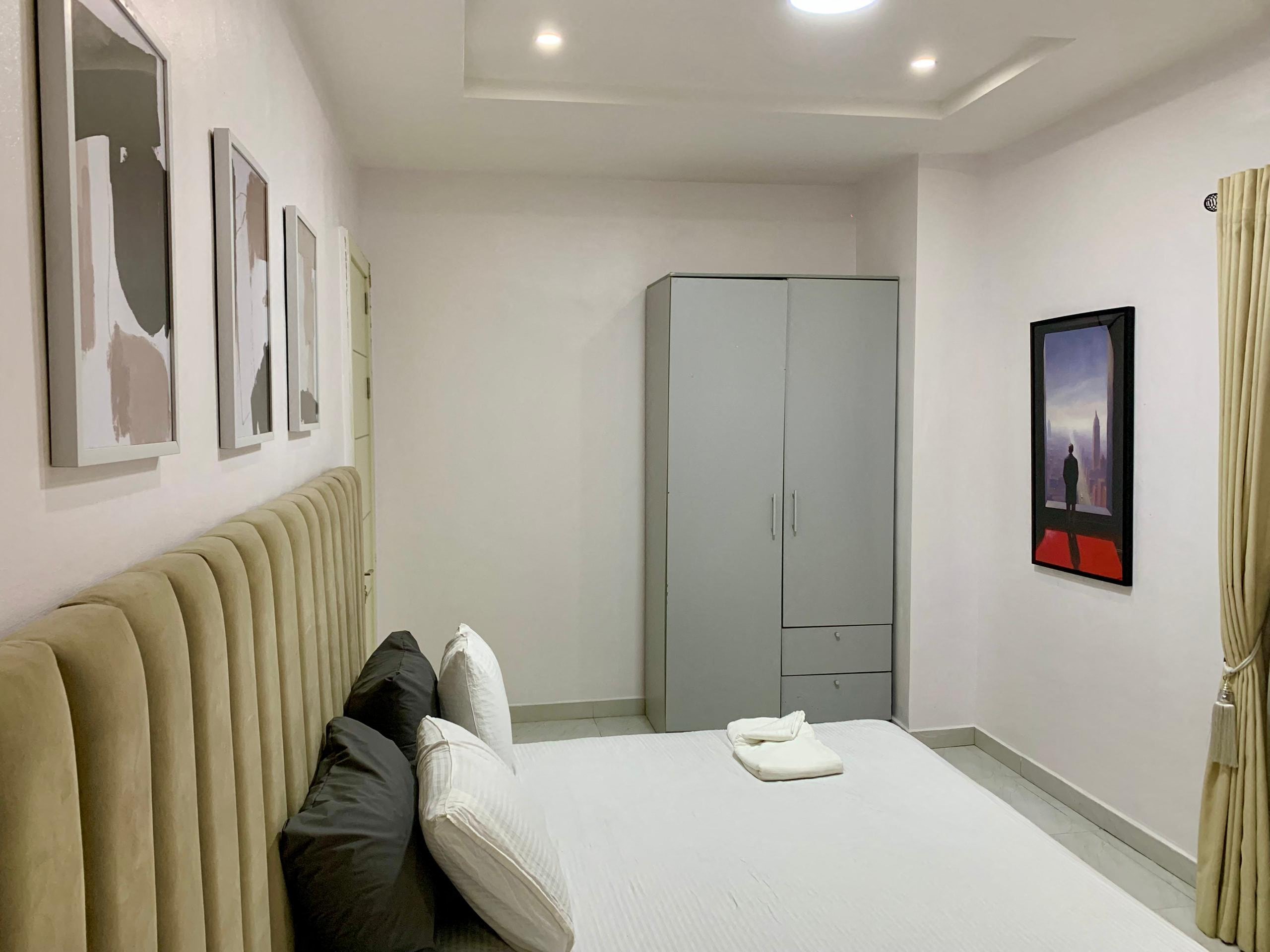 Gallery Photo 2