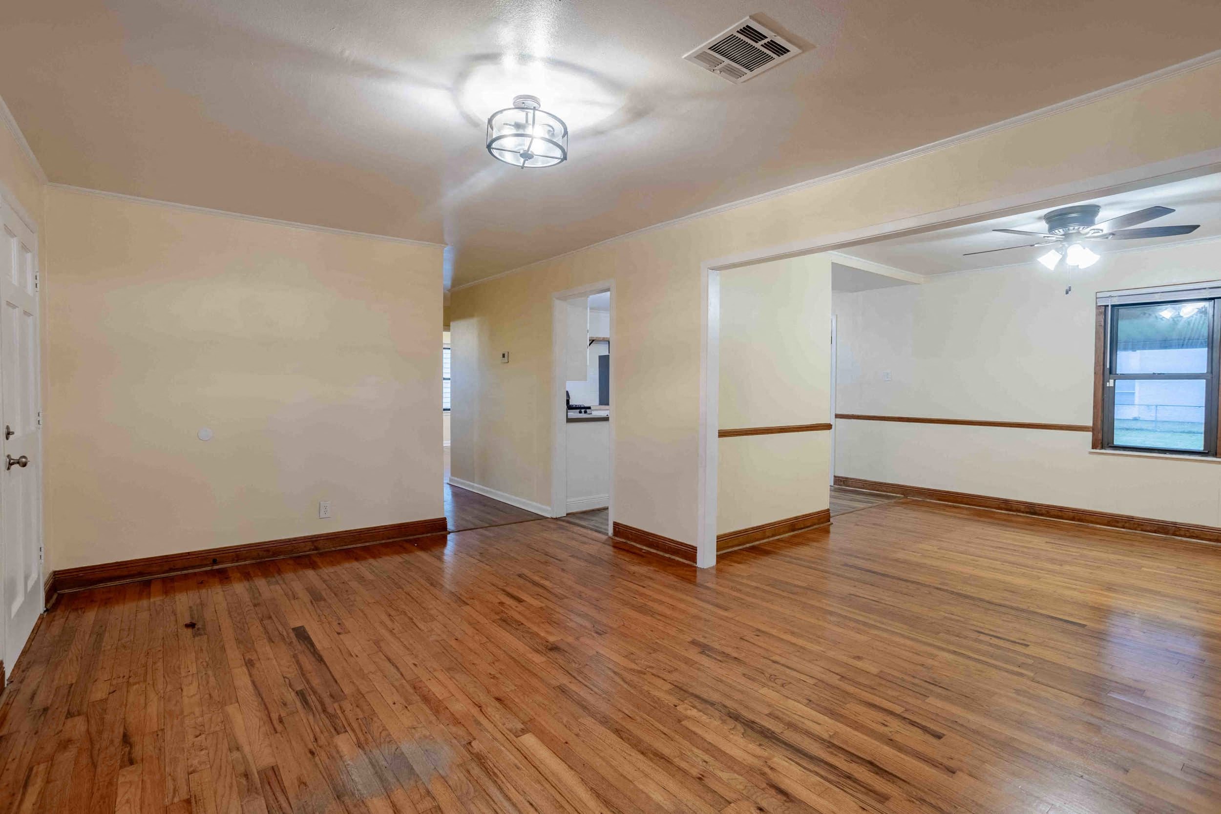 Gallery Photo 6
